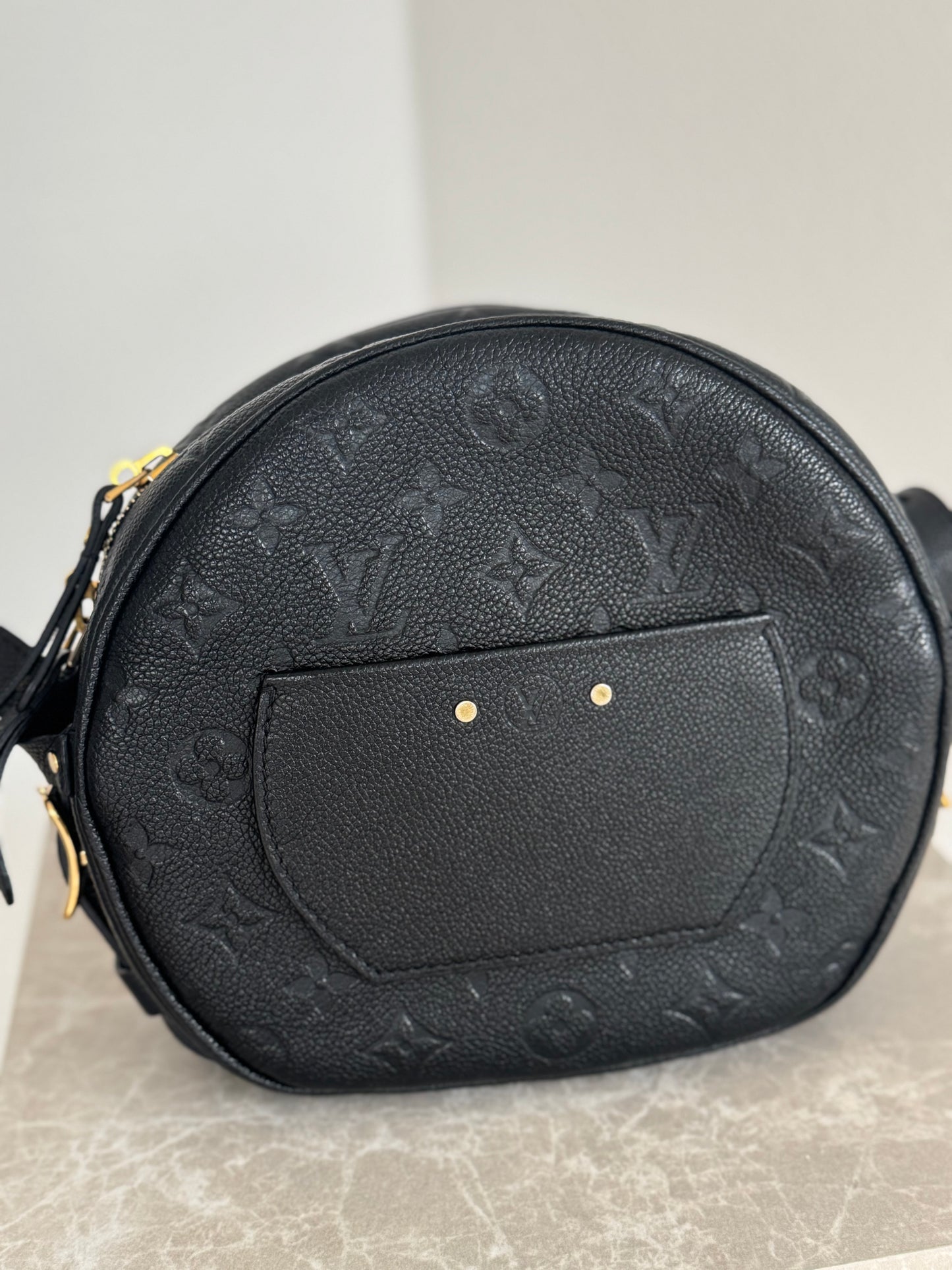 Louis Vuitton Boíte chapeau souple Black Monogram