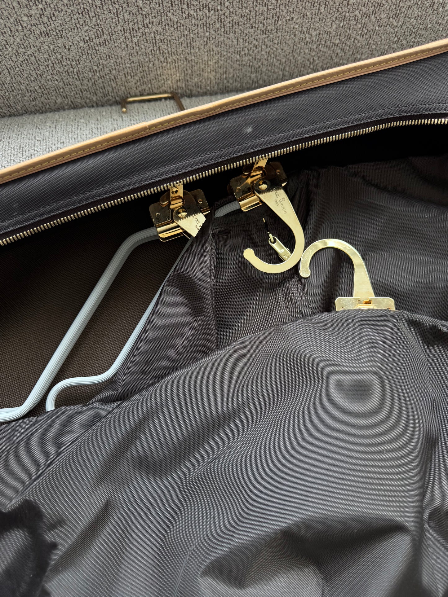 Louis Vuitton Garment Bag / Dresspose monogram