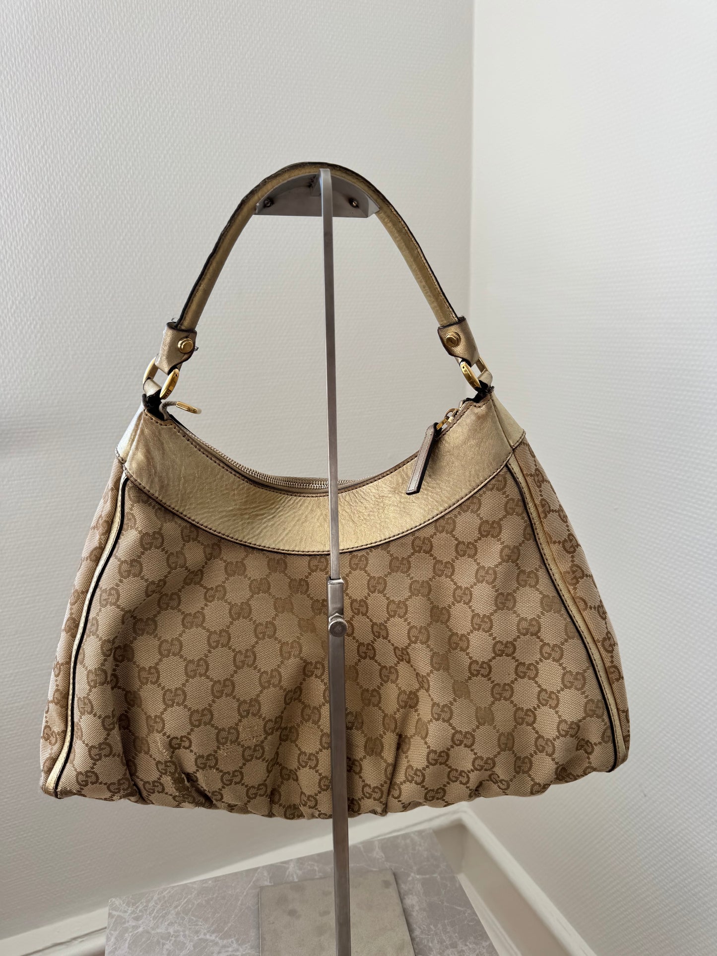 Gucci D-ring Abbey Taske guld