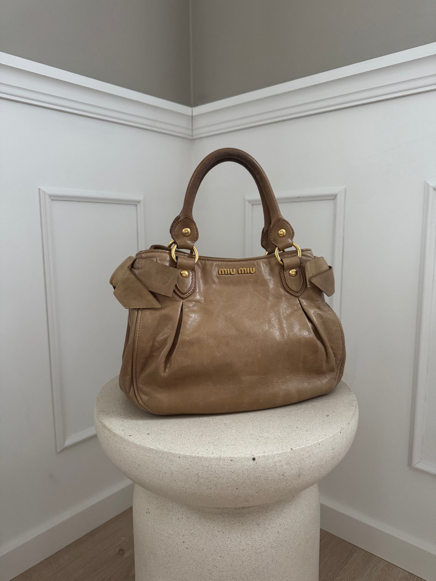 Miu Miu Vitello Bow Bag Beige