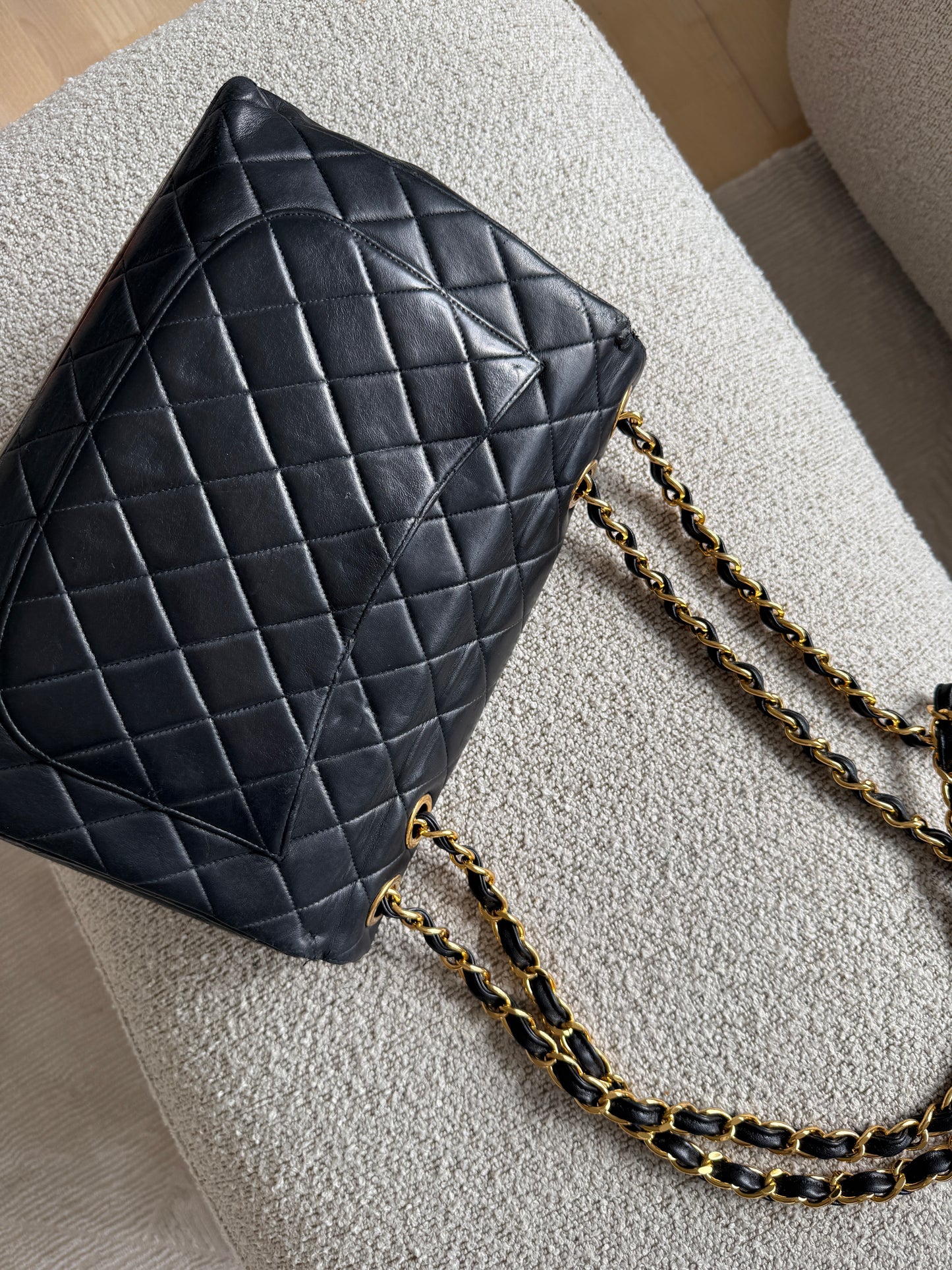 Vintage jumbo single classic flap bag
