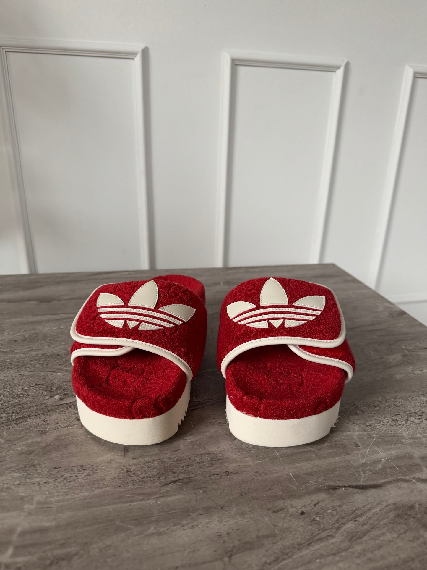Gucci x Adidas red slippers 35