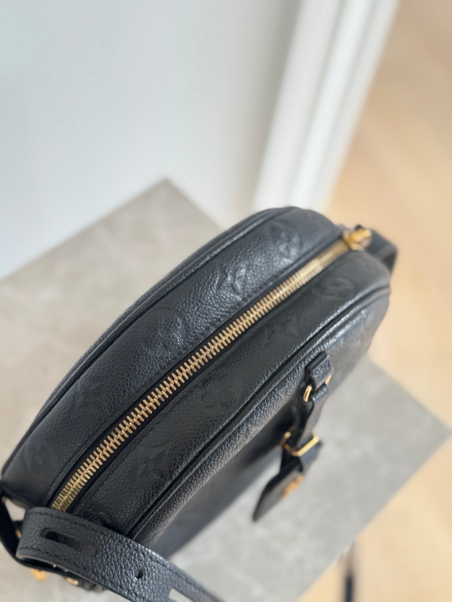 Louis Vuitton Boíte chapeau souple Black Monogram