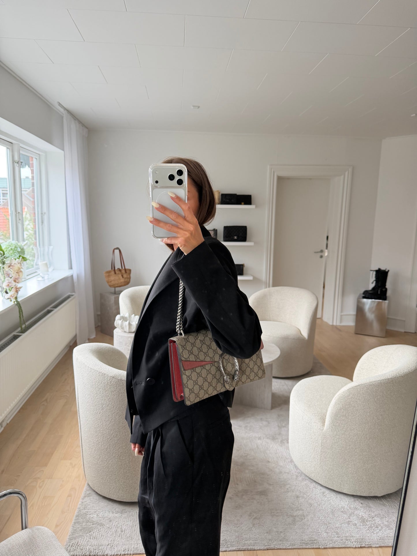 Gucci Dionysus Medium – GG Supreme Canvas
