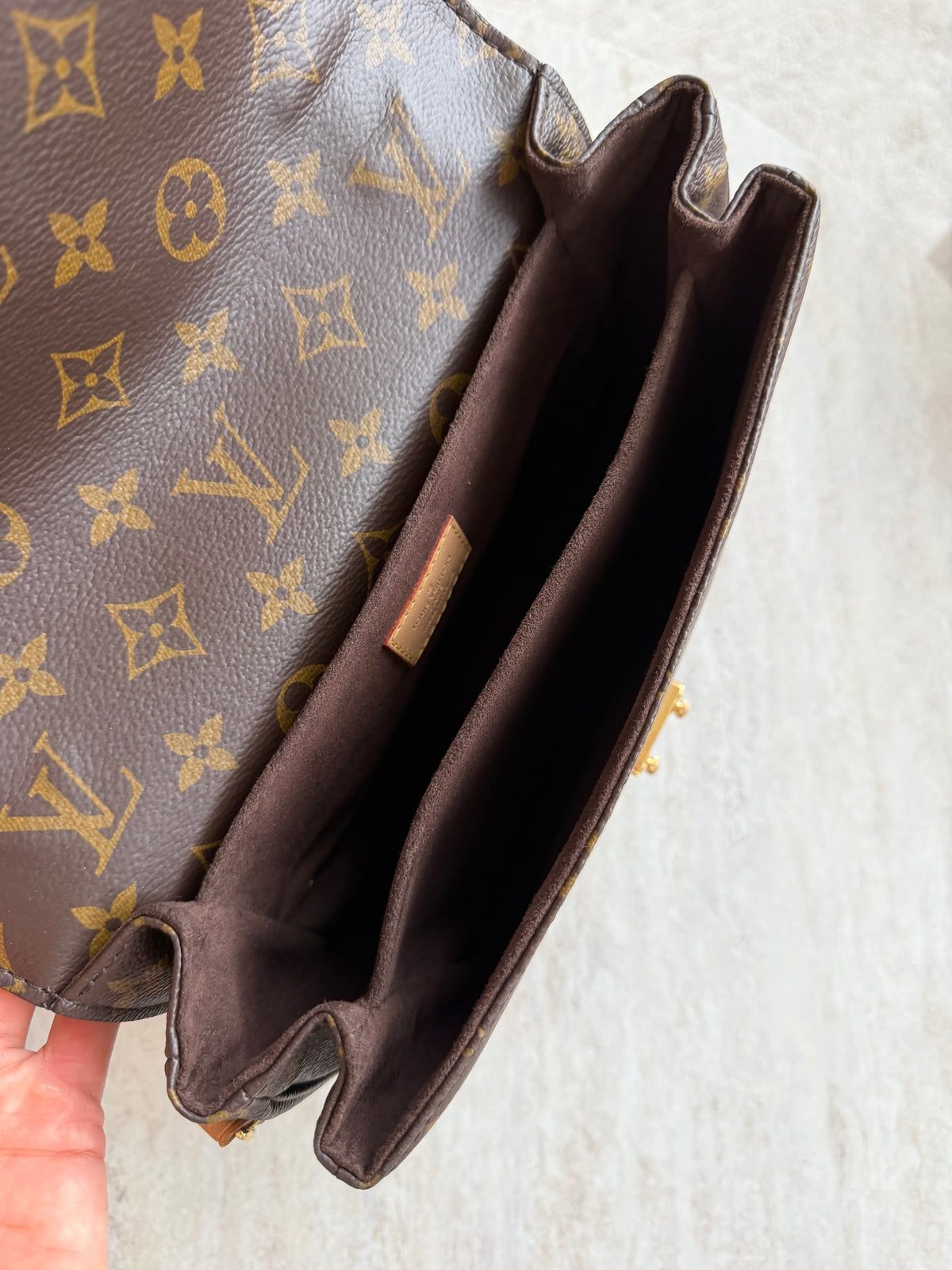 Louis Vuitton Pochette Métis – Monogram