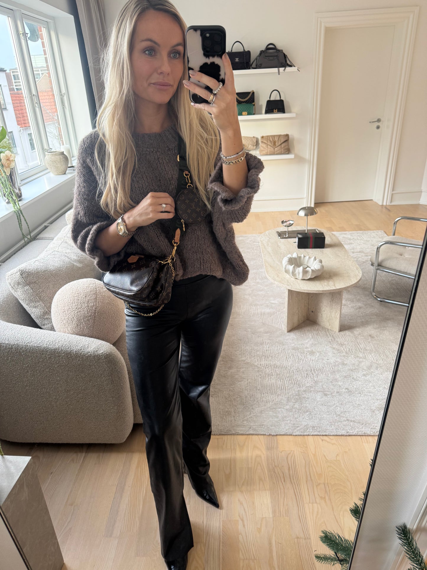 Louis Vuitton Multi Pochette Accessoires Monogram Canvas