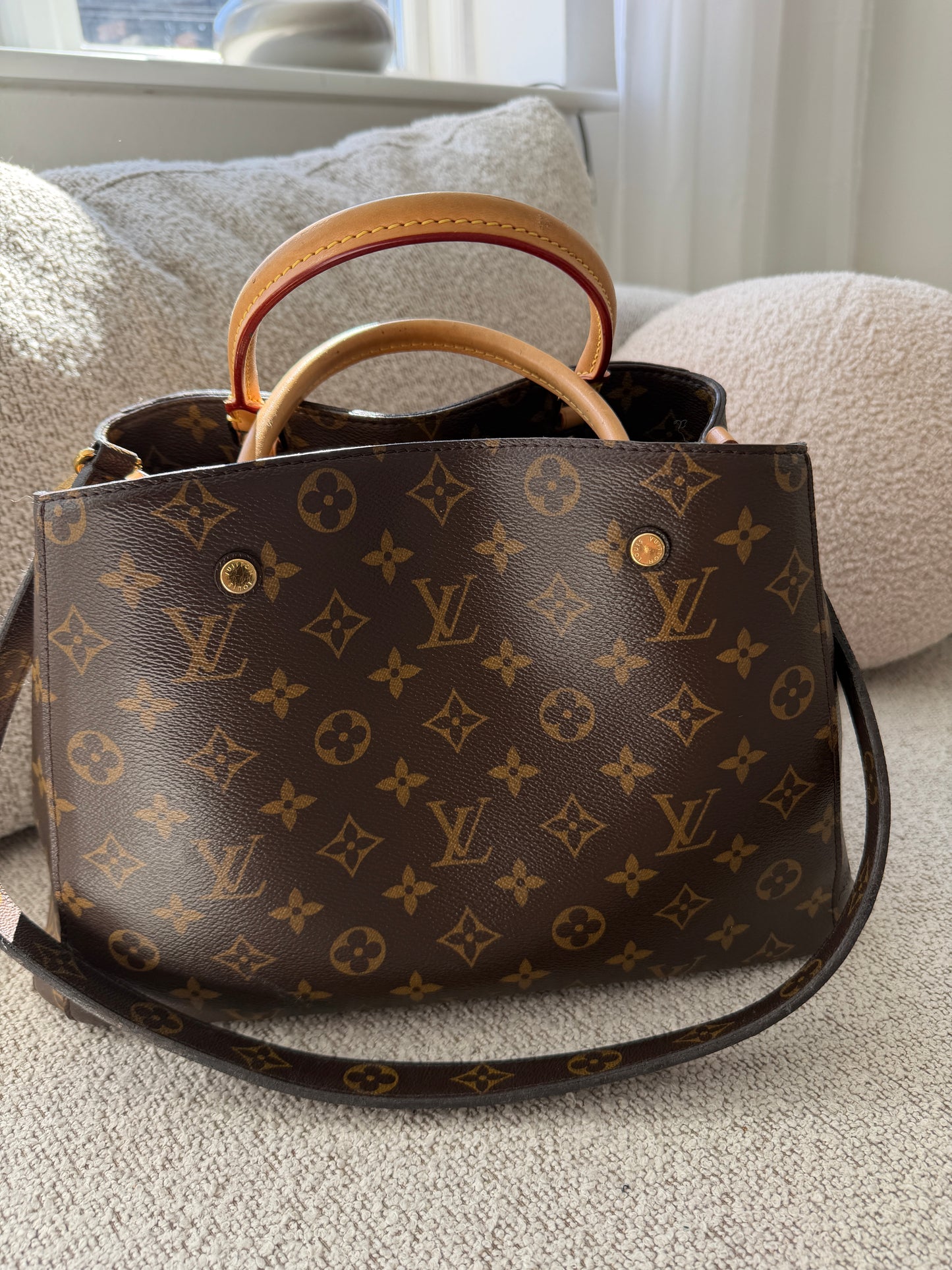 Louis Vuitton Montaigne - Monogram Canvas