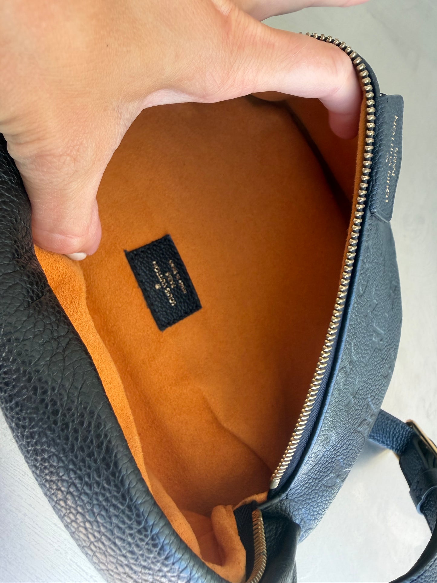 Louis Vuitton bumbag – Black Monogram Empreinte