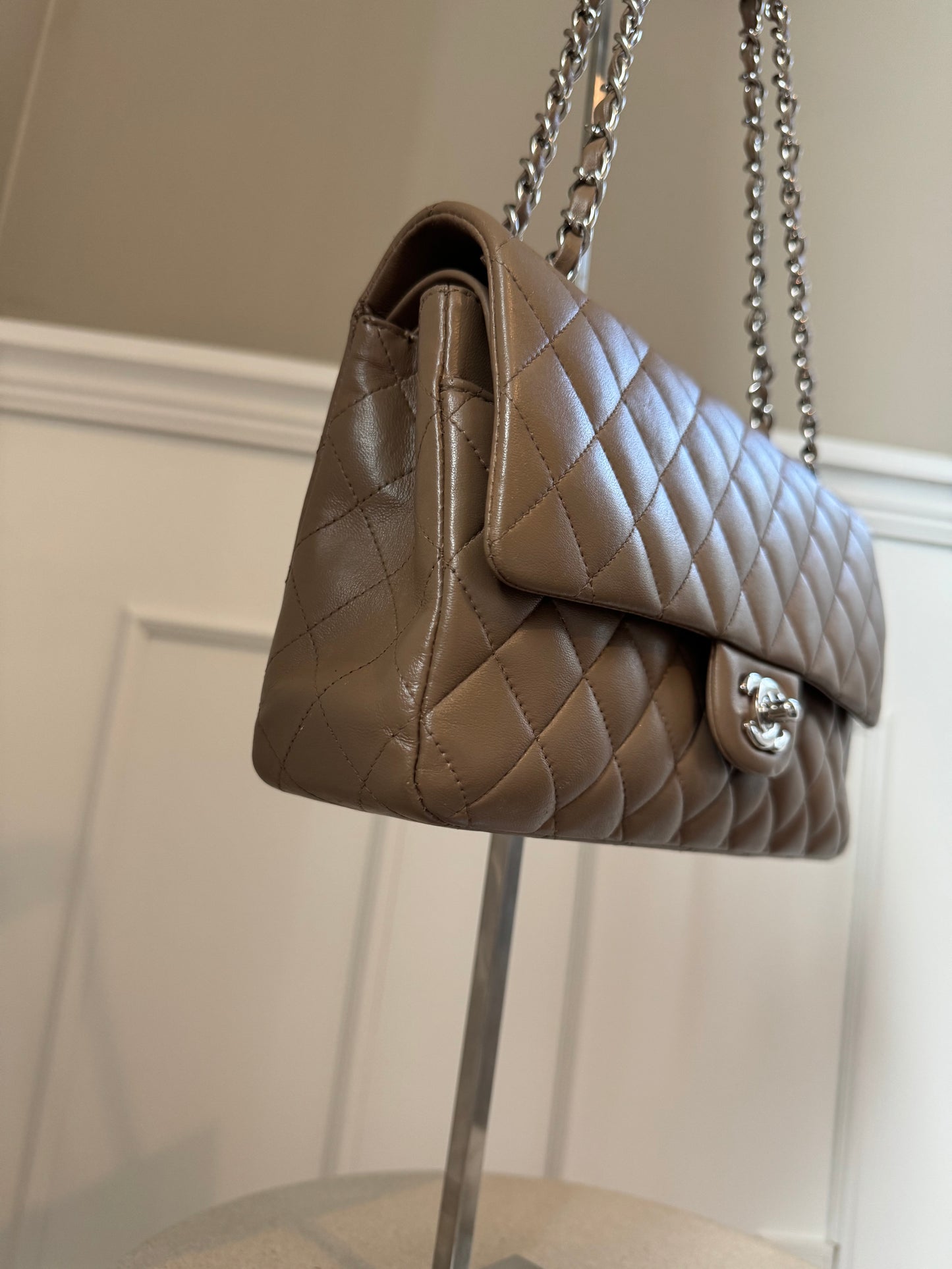 Bestillingsvare - Chanel Medium Double Flap Bag Taupe
