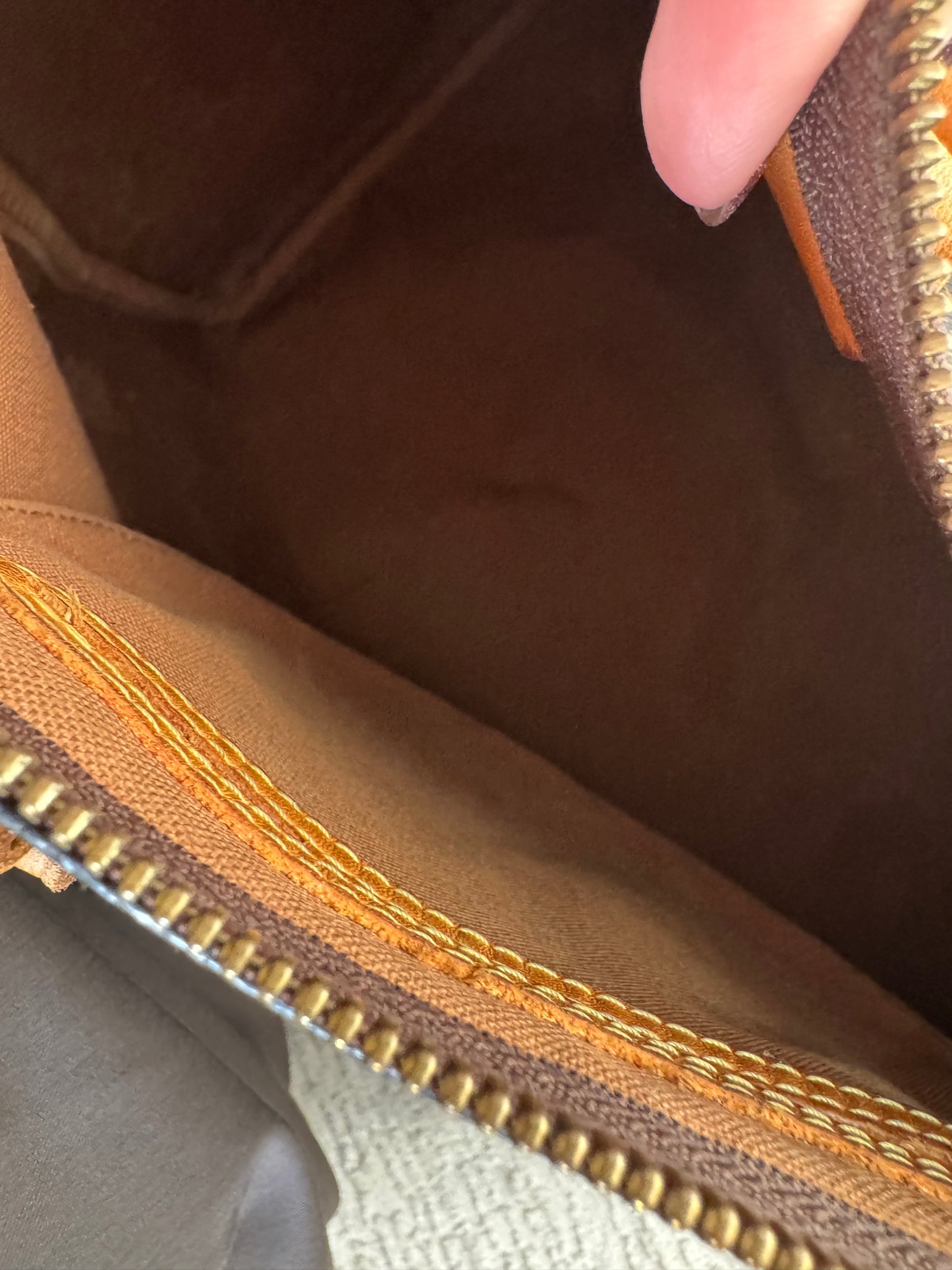 Louis Vuitton Speedy 35 monogram