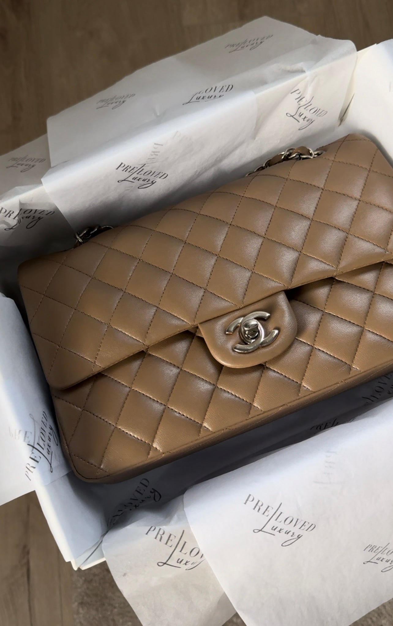 Bestillingsvare - Chanel Medium Double Flap Bag Taupe