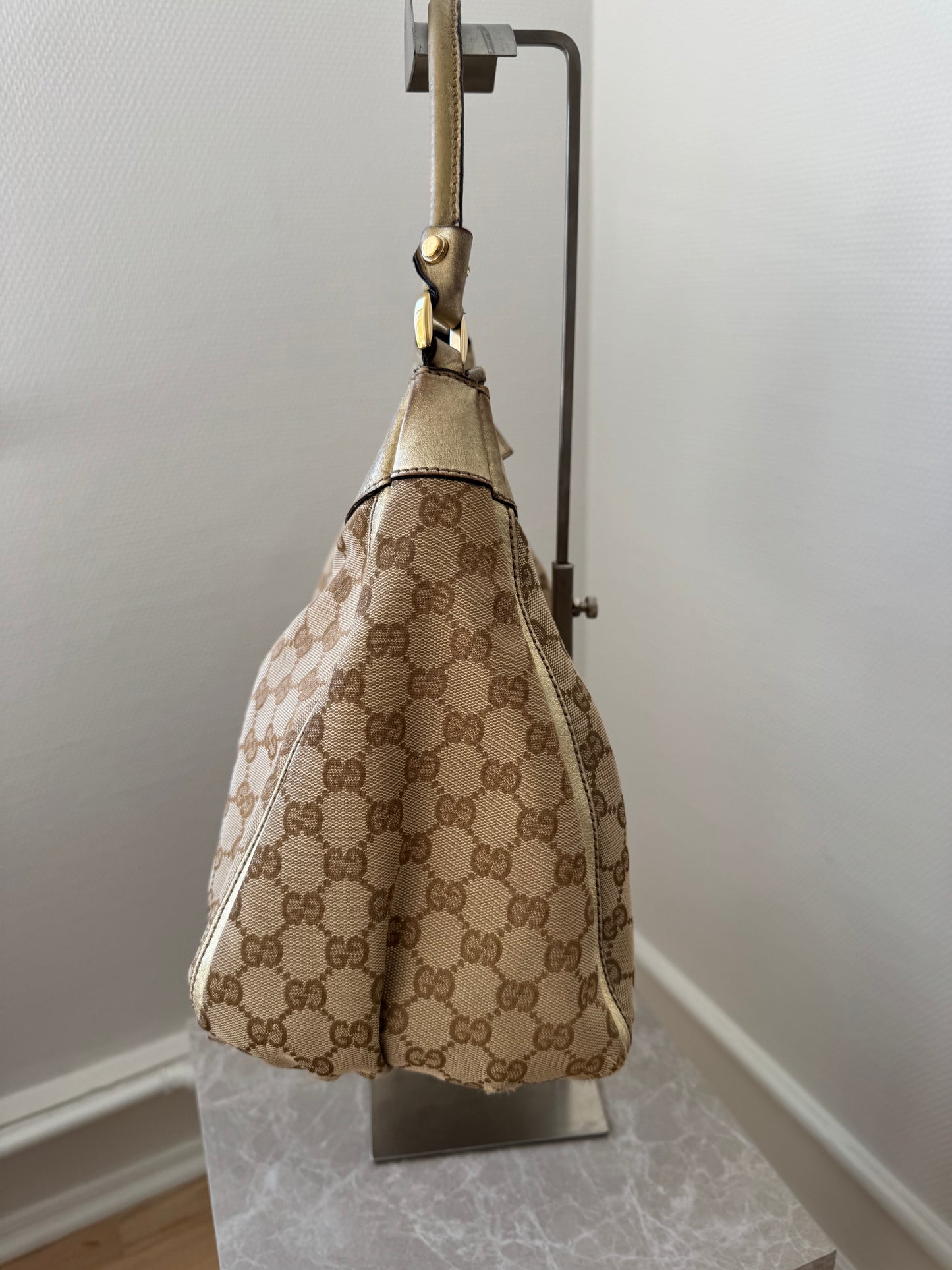 Gucci D-ring Abbey Taske guld