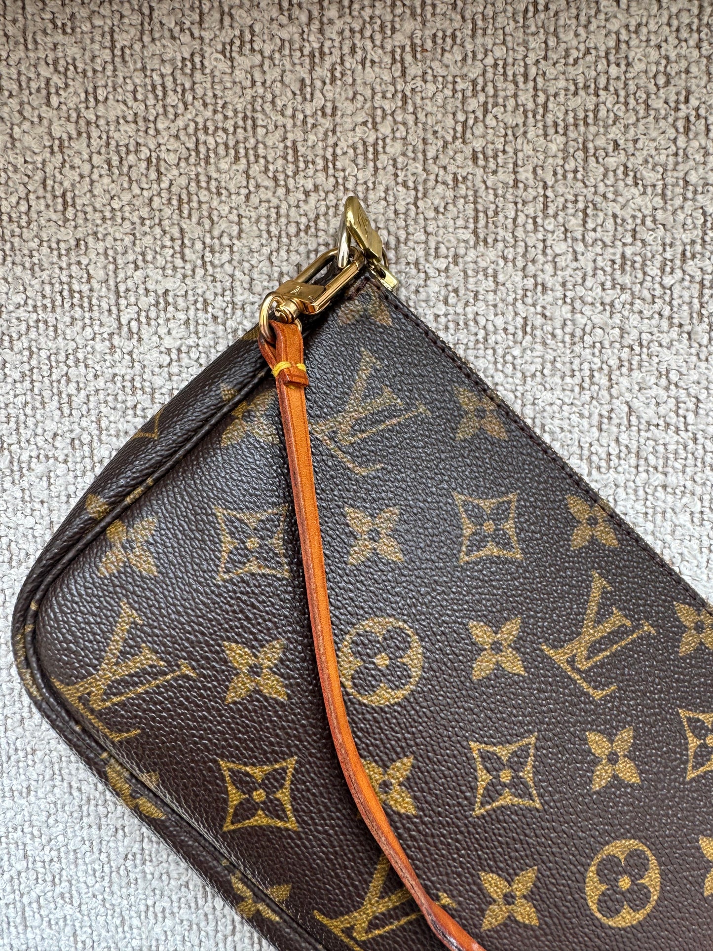 Louis Vuitton Pochette taske