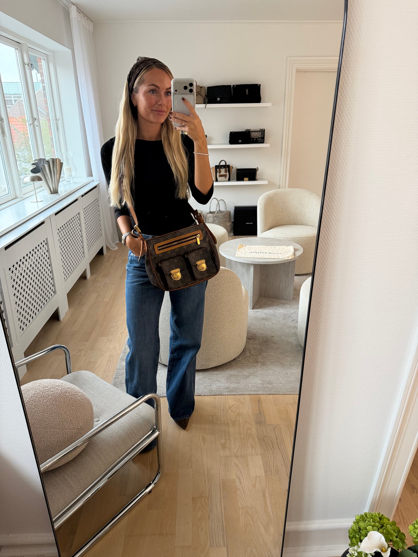 Louis Vuitton Hudson GM Monogram Shoulder / Crossbody Bag