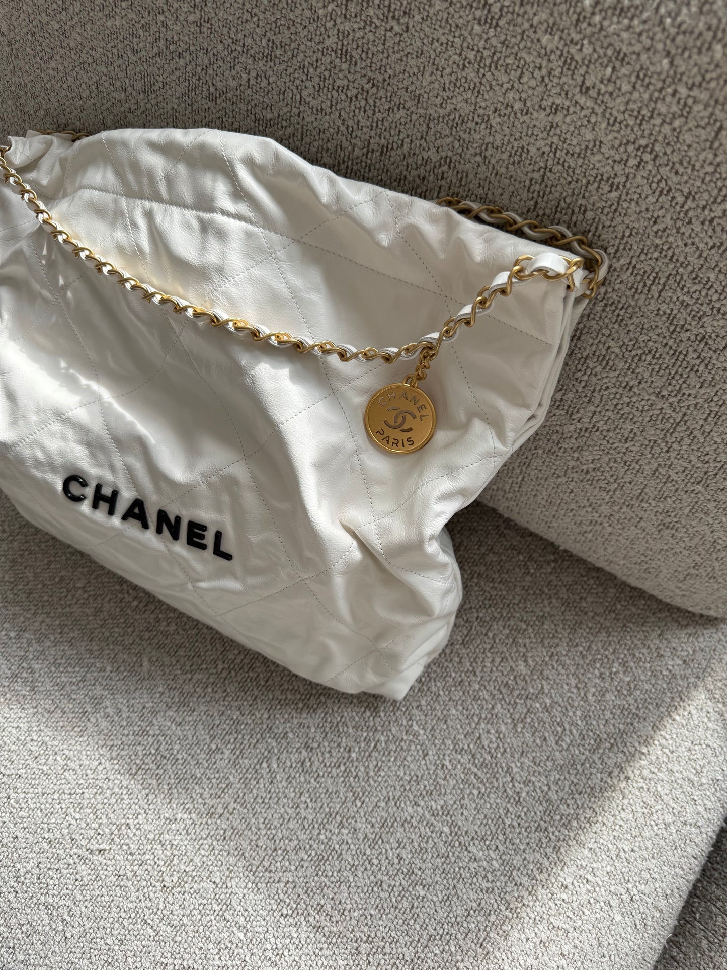 Chanel 22 gold chain shoulder bag