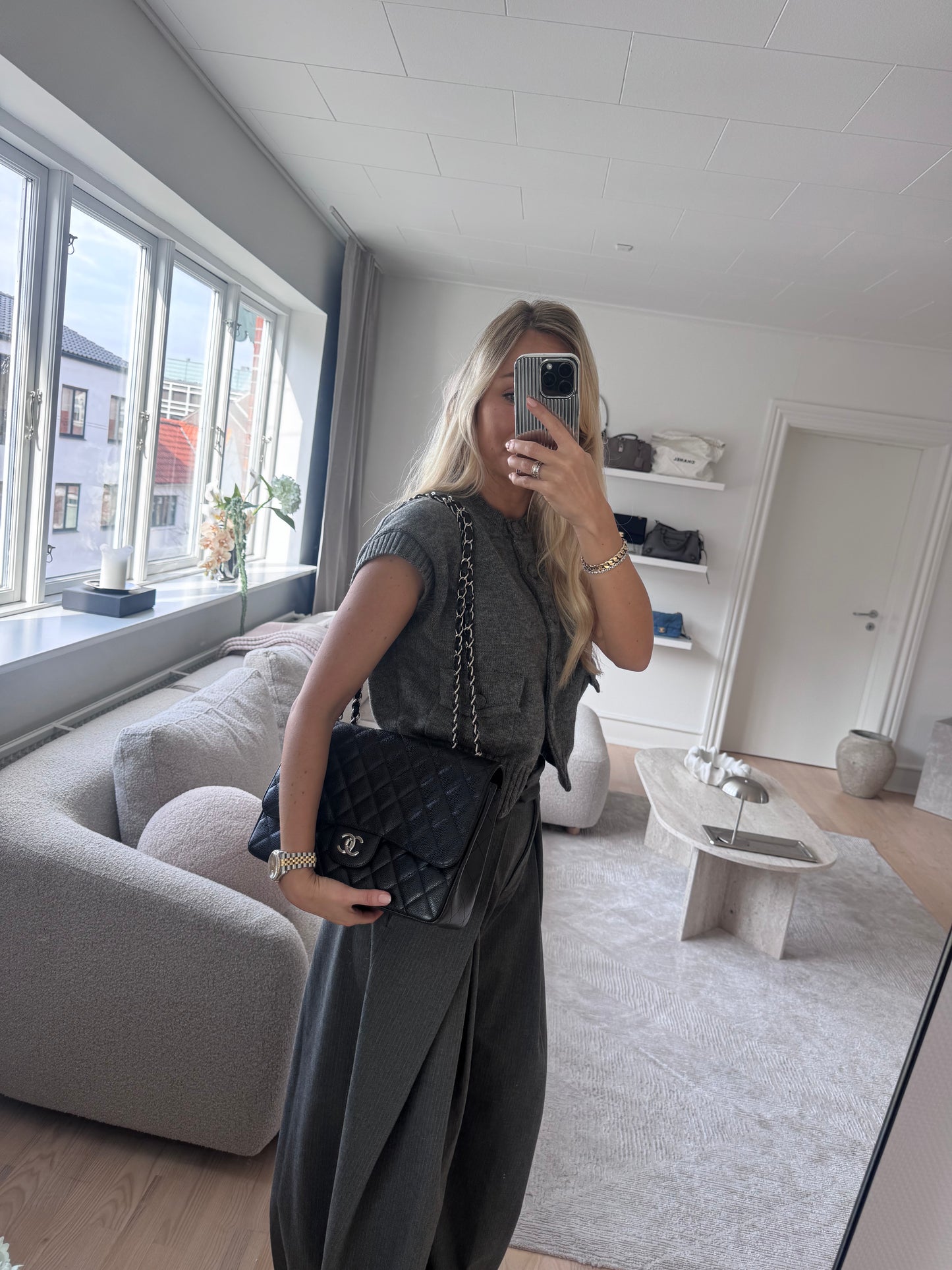 Chanel Jumbo SHW single flap bag caviar