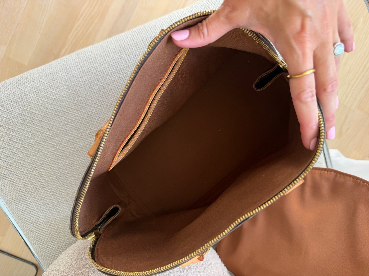 Louis Vuitton Alma PM – Monogram Canvas