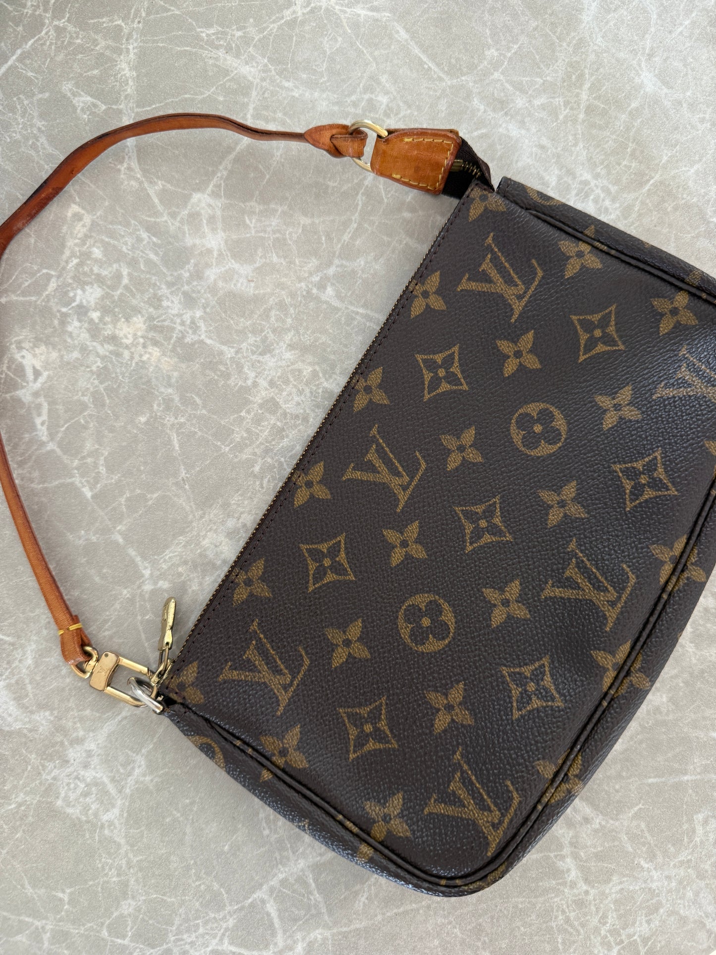 Louis Vuitton Pochette taske
