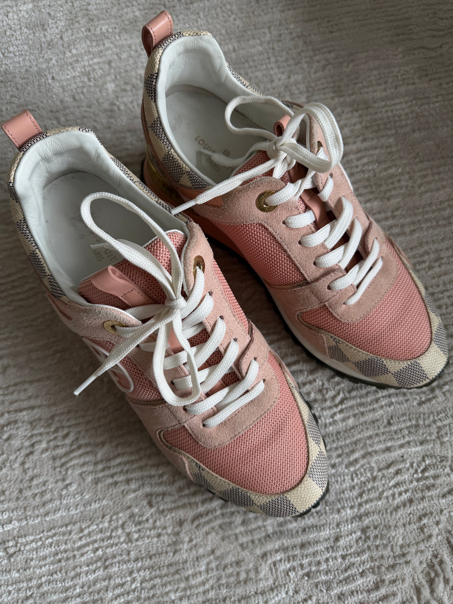 Louis Vuitton sneakers –monogram