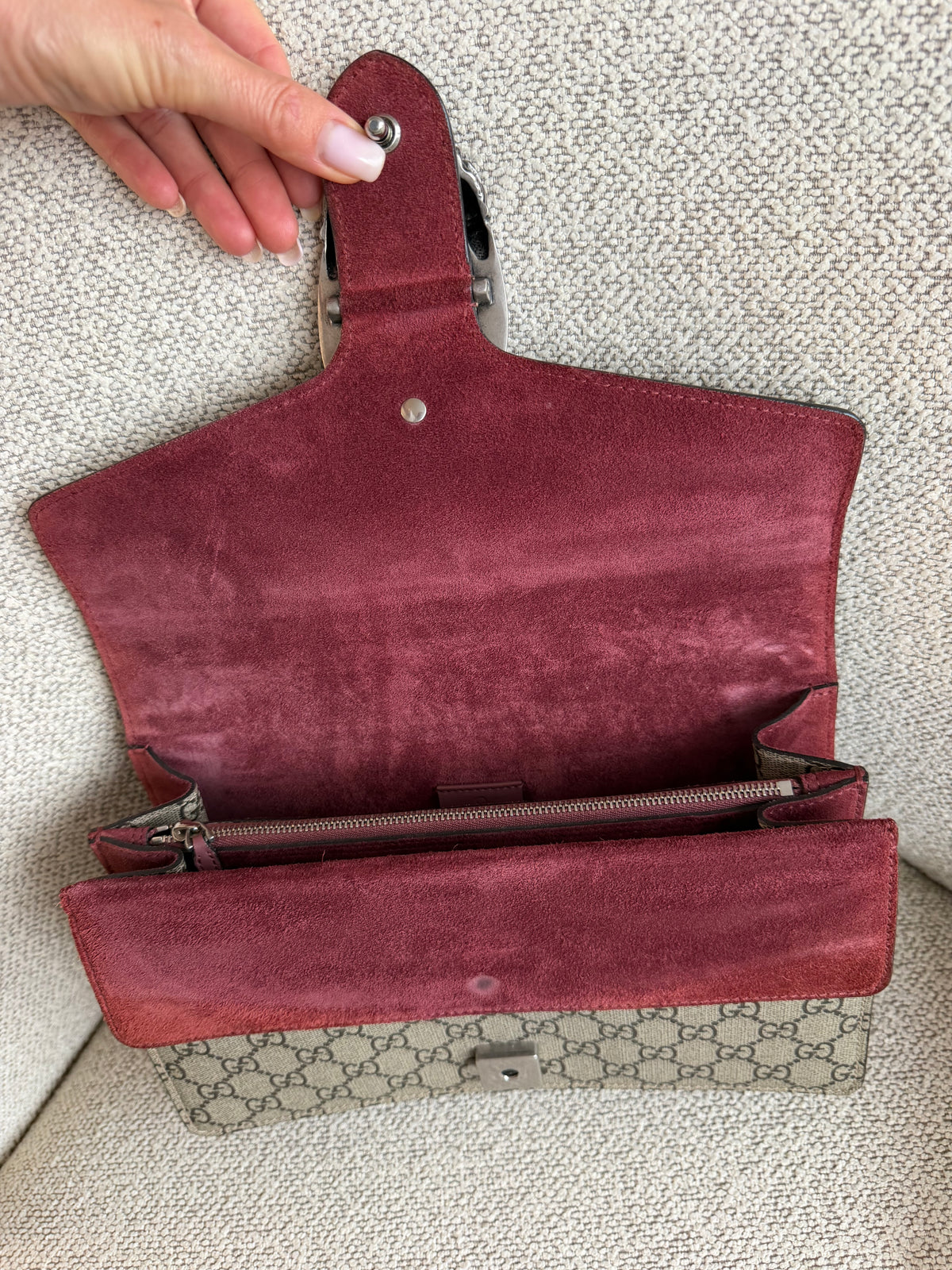 Gucci Dionysus Blooms – GG Supreme / Red