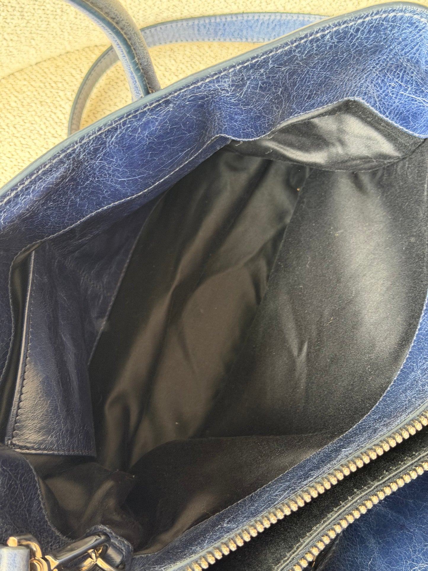 Miu Miu Vitello Leather Tote – Navy