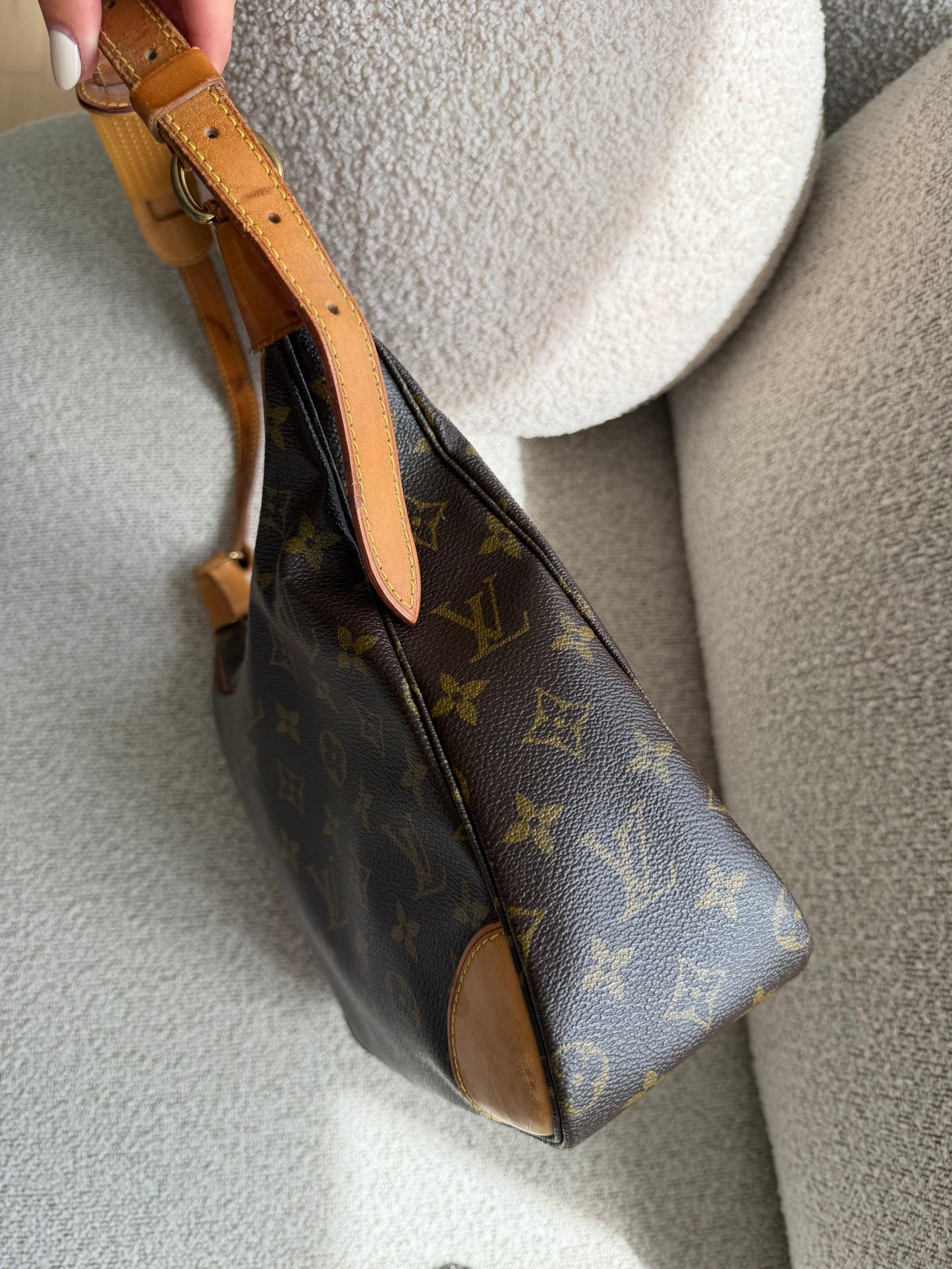 Louis Vuitton Boulogne 30 Monogram