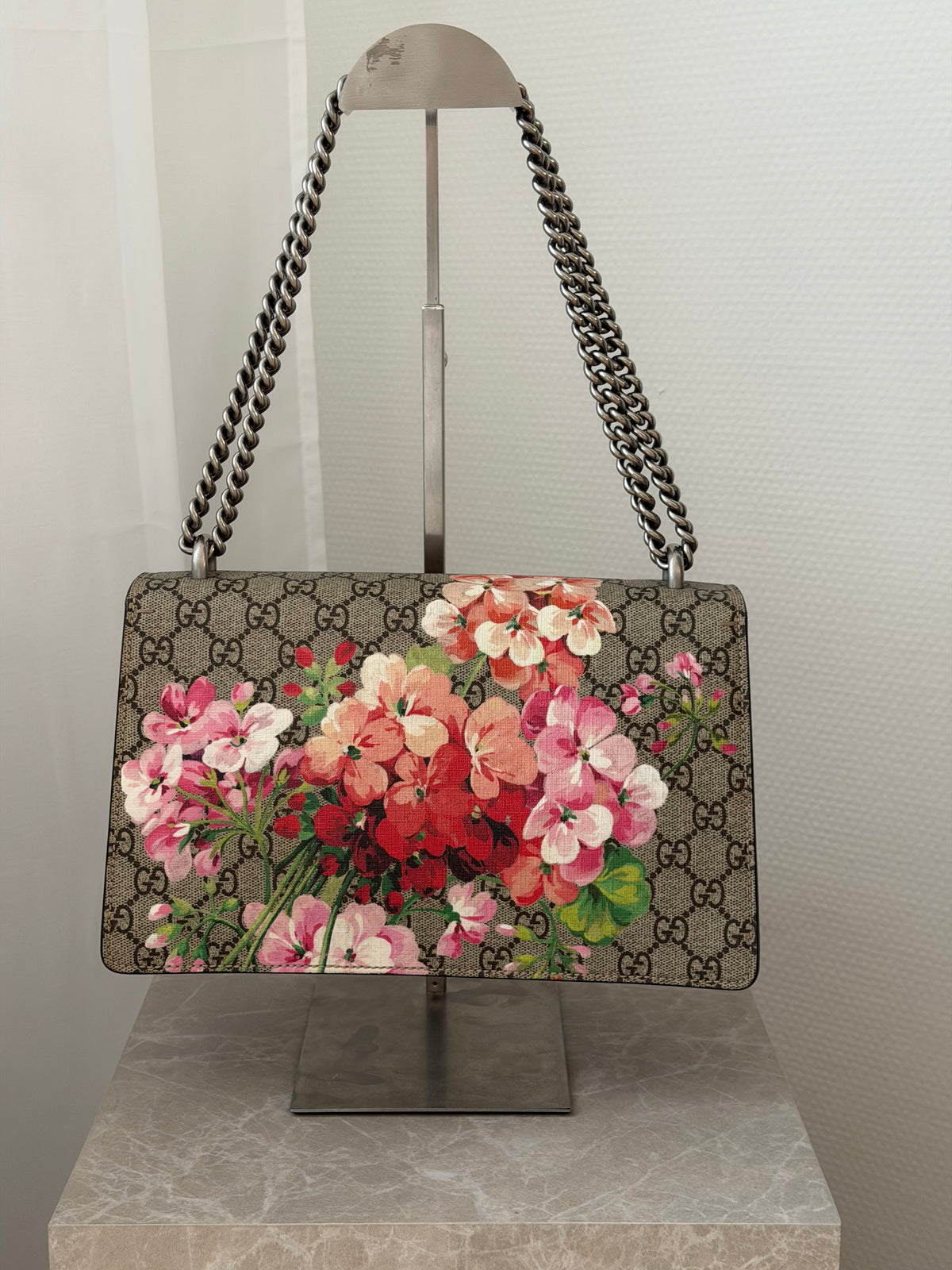 Gucci Dionysus Blooms – GG Supreme / Red