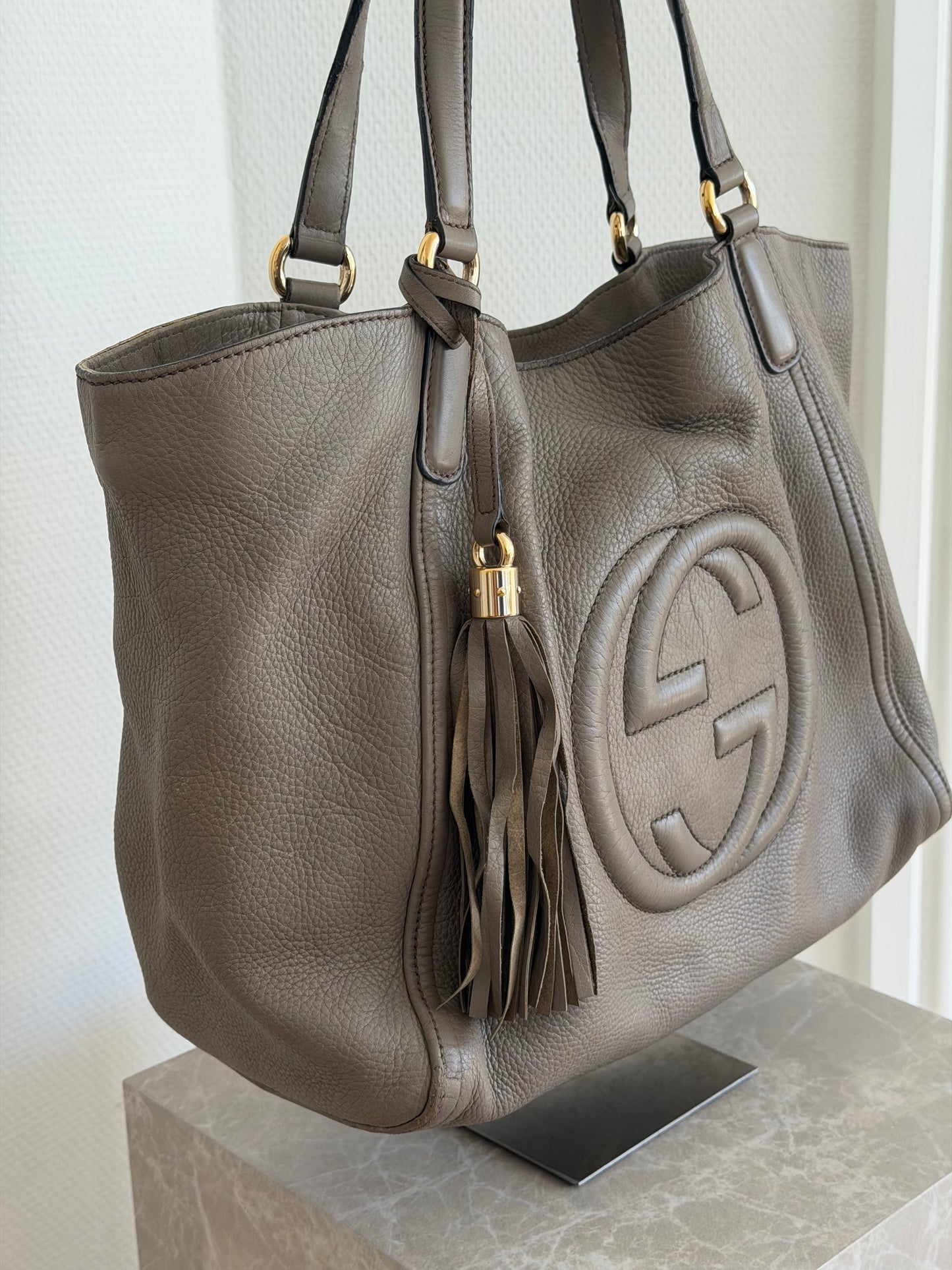 Gucci Soho Leather Taupe Tote