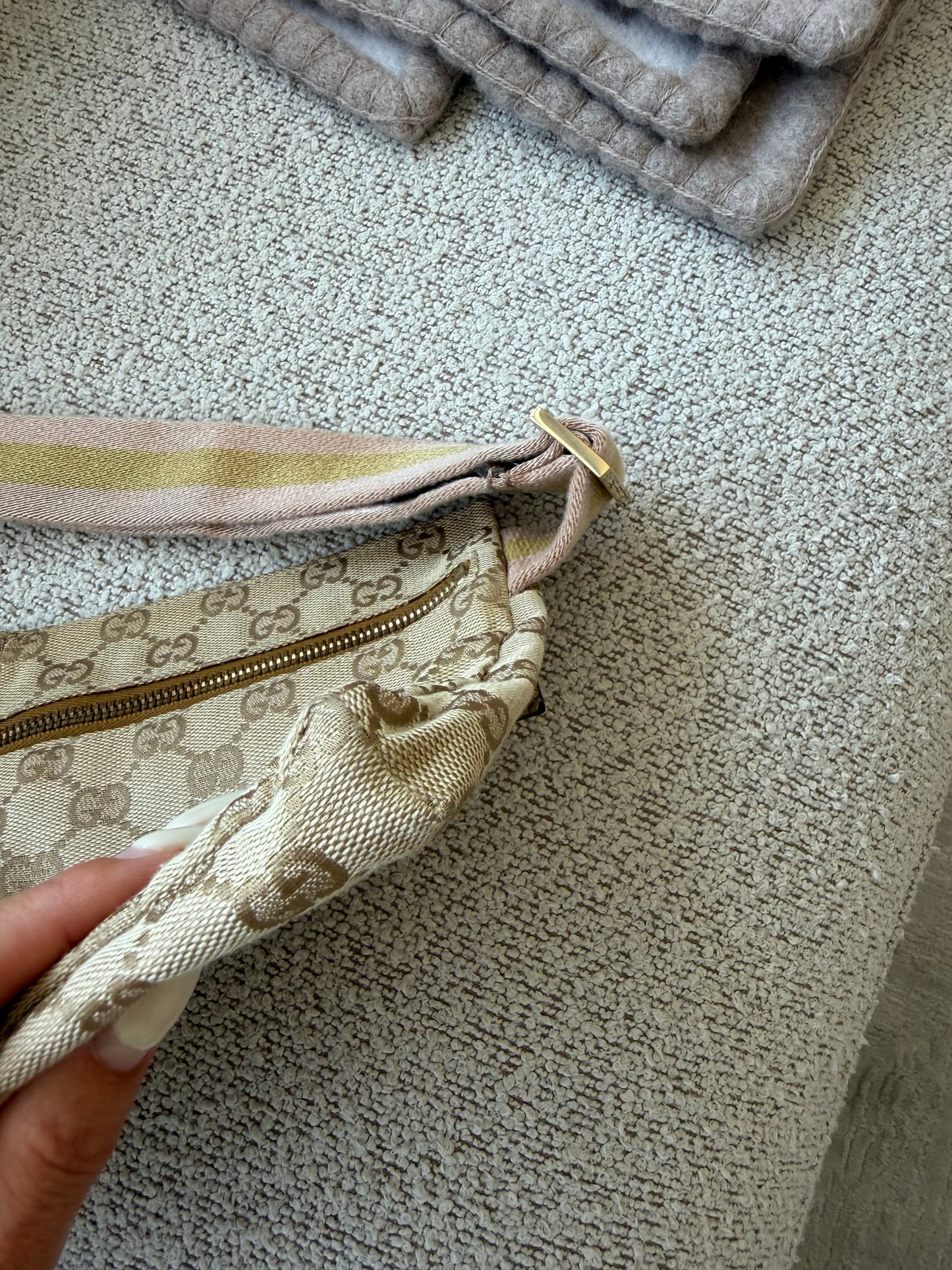 Gucci GG Canvas Bum Bag – Lyserød/Guld