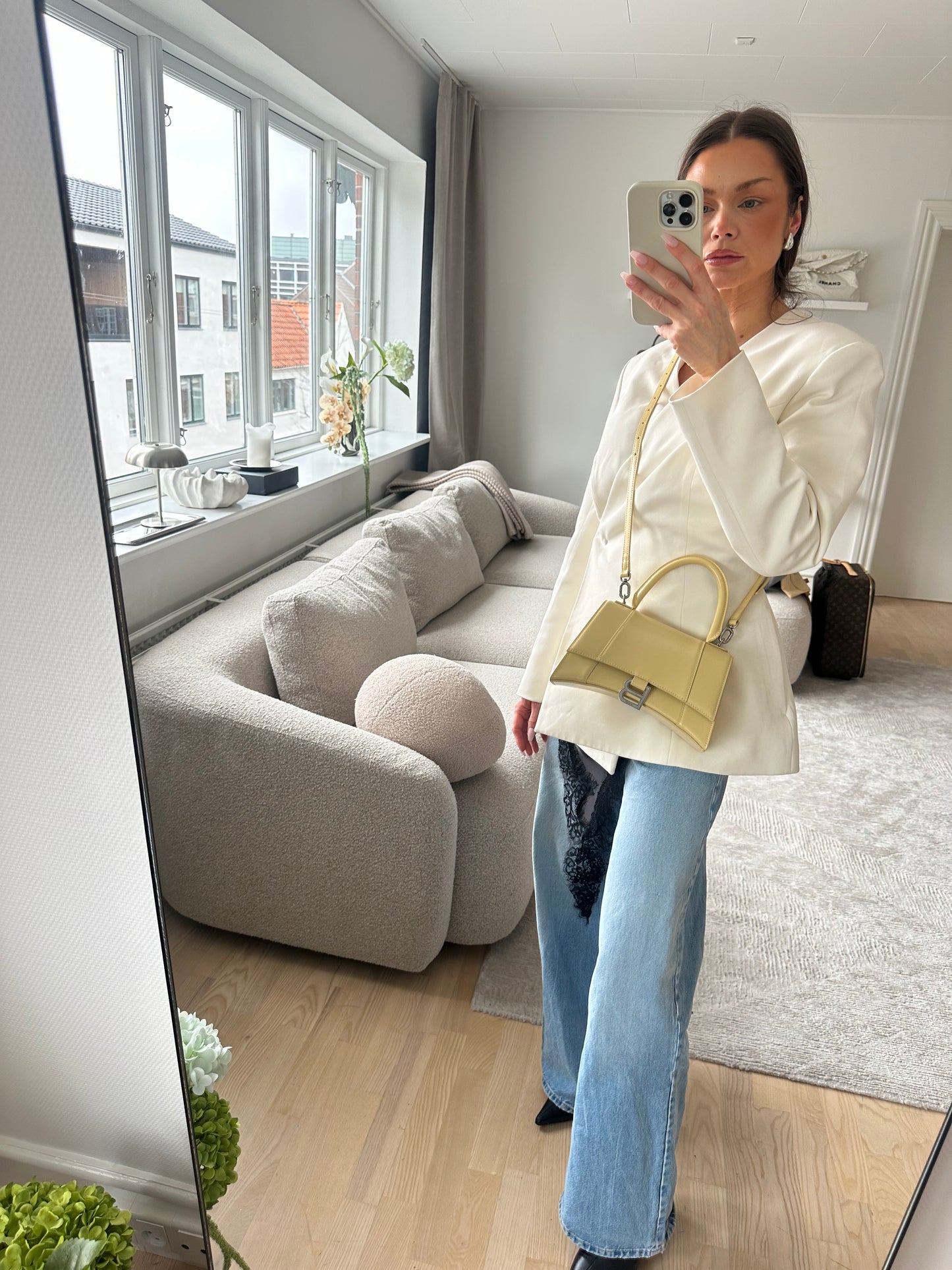 Balenciaga Hourglass bag - Butter Yellow