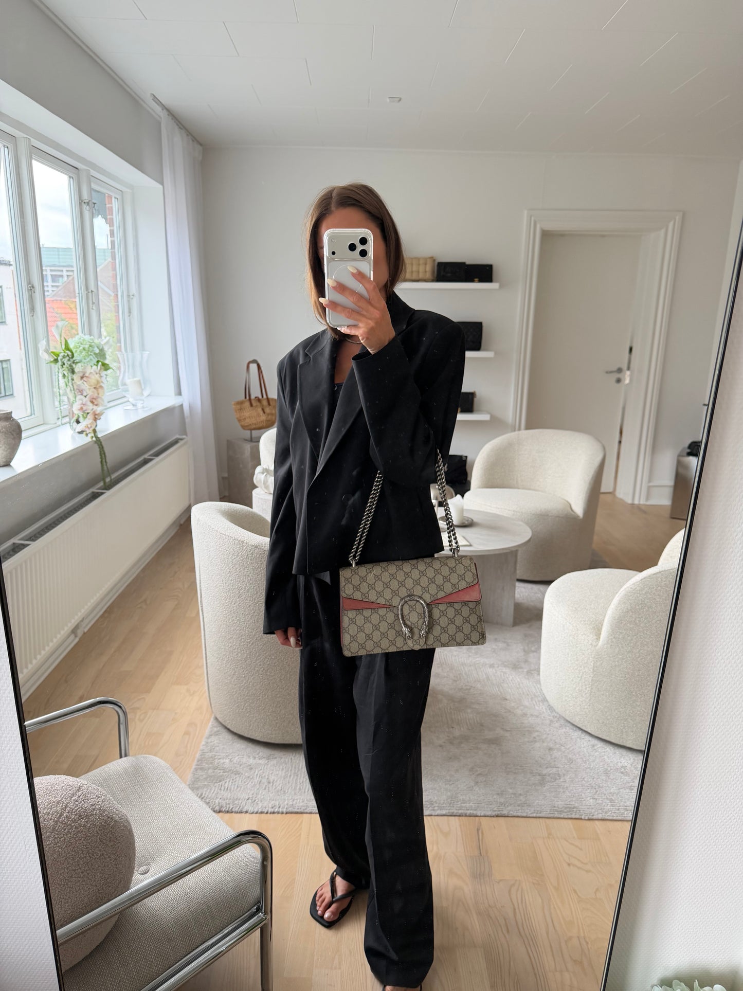 Gucci Dionysus Medium – GG Supreme Canvas