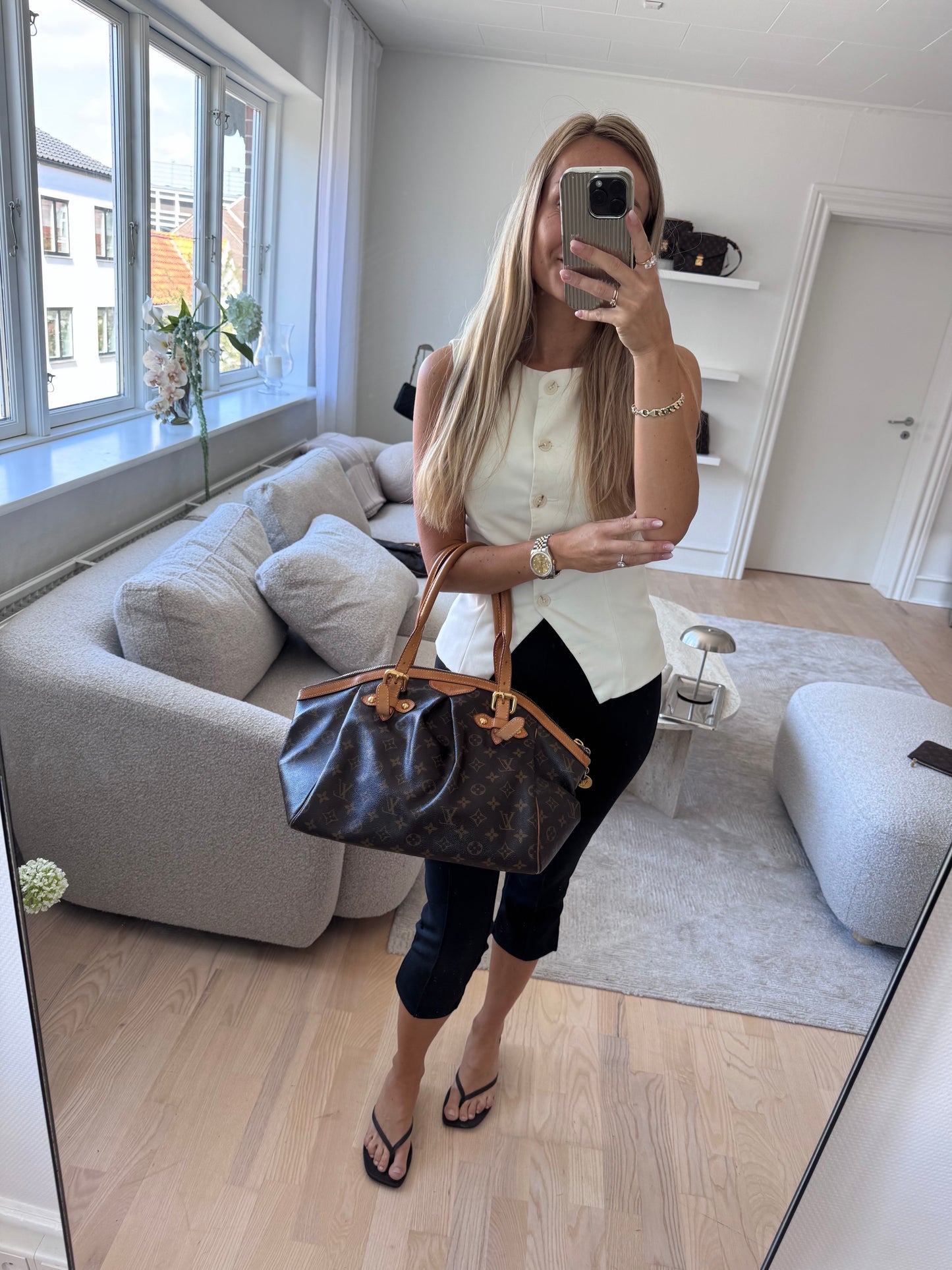 Louis Vuitton Tivoli GM monogram