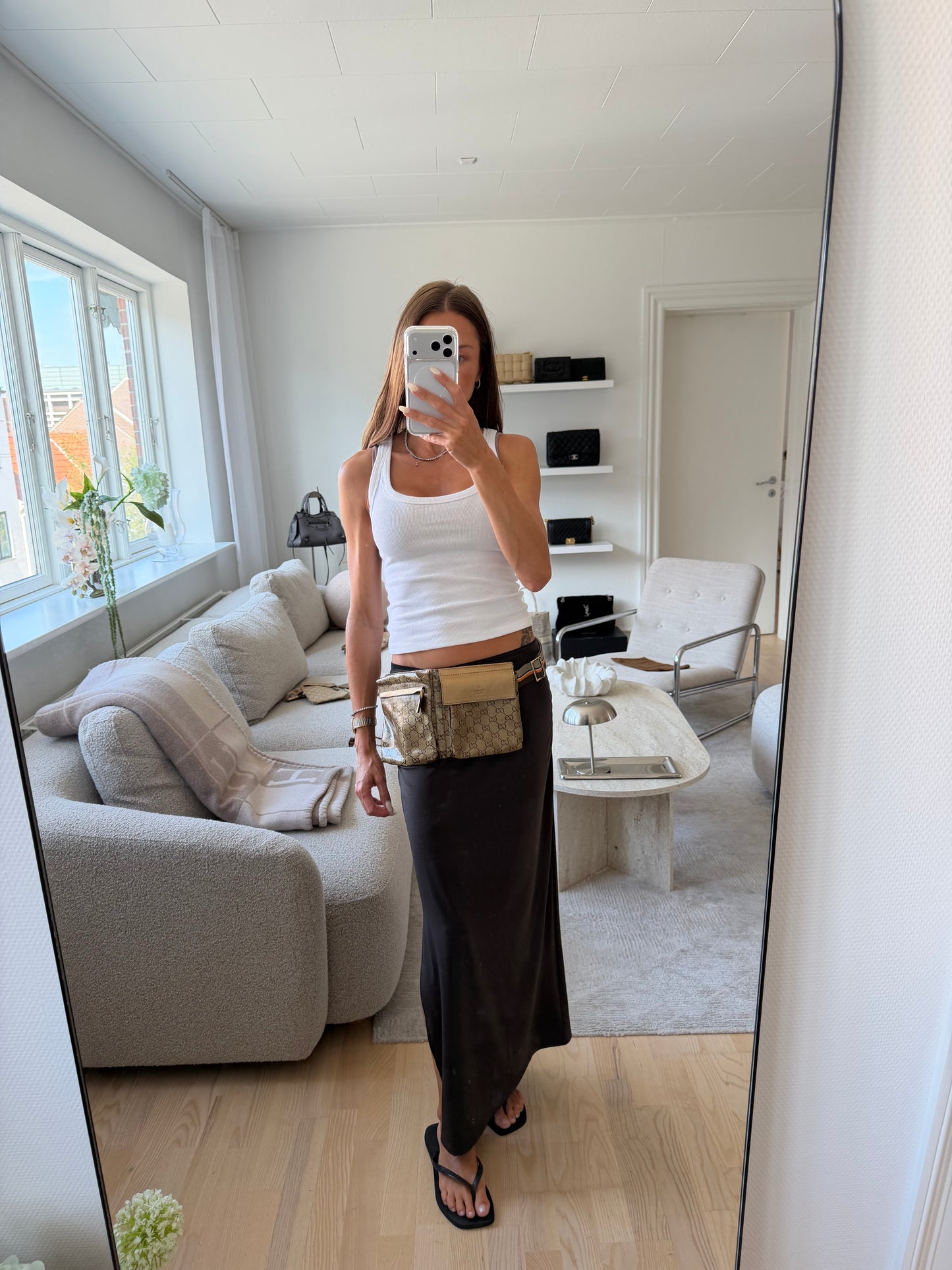 Gucci GG Coated Canvas Bum Bag – guld