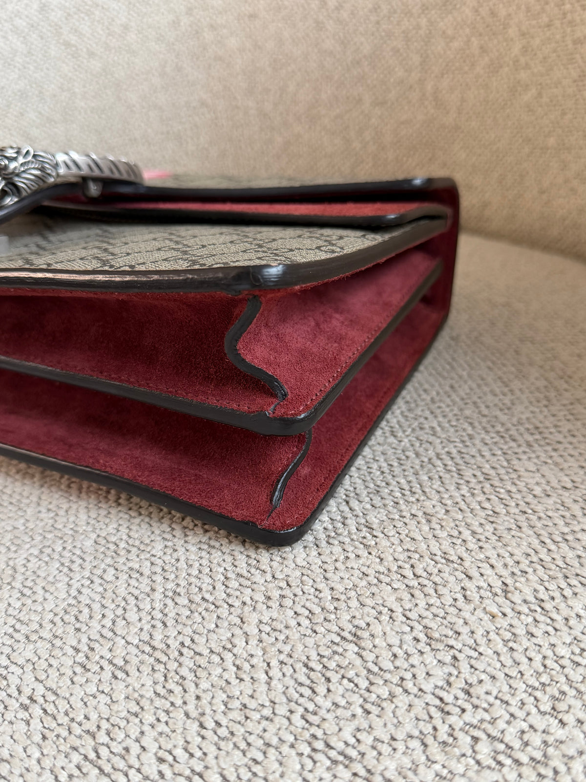 Gucci Dionysus Blooms – GG Supreme / Red