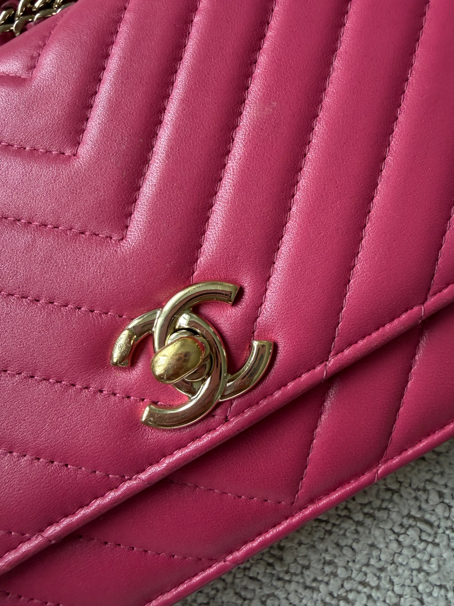 Chanel Trendy Chevron Wallet on Chain – Pink Lambskin