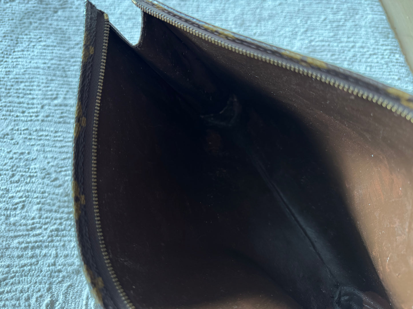 Louis Vuitton Toiletry Pouch 26 Monogram