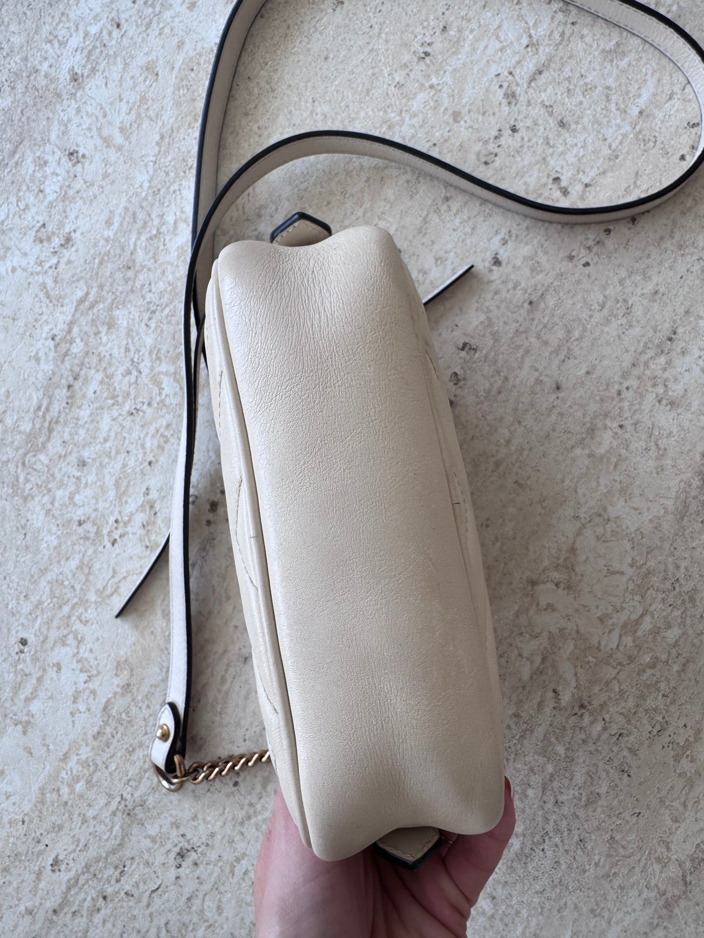 Gucci GG Marmont Mini Camera Bag – Creme white