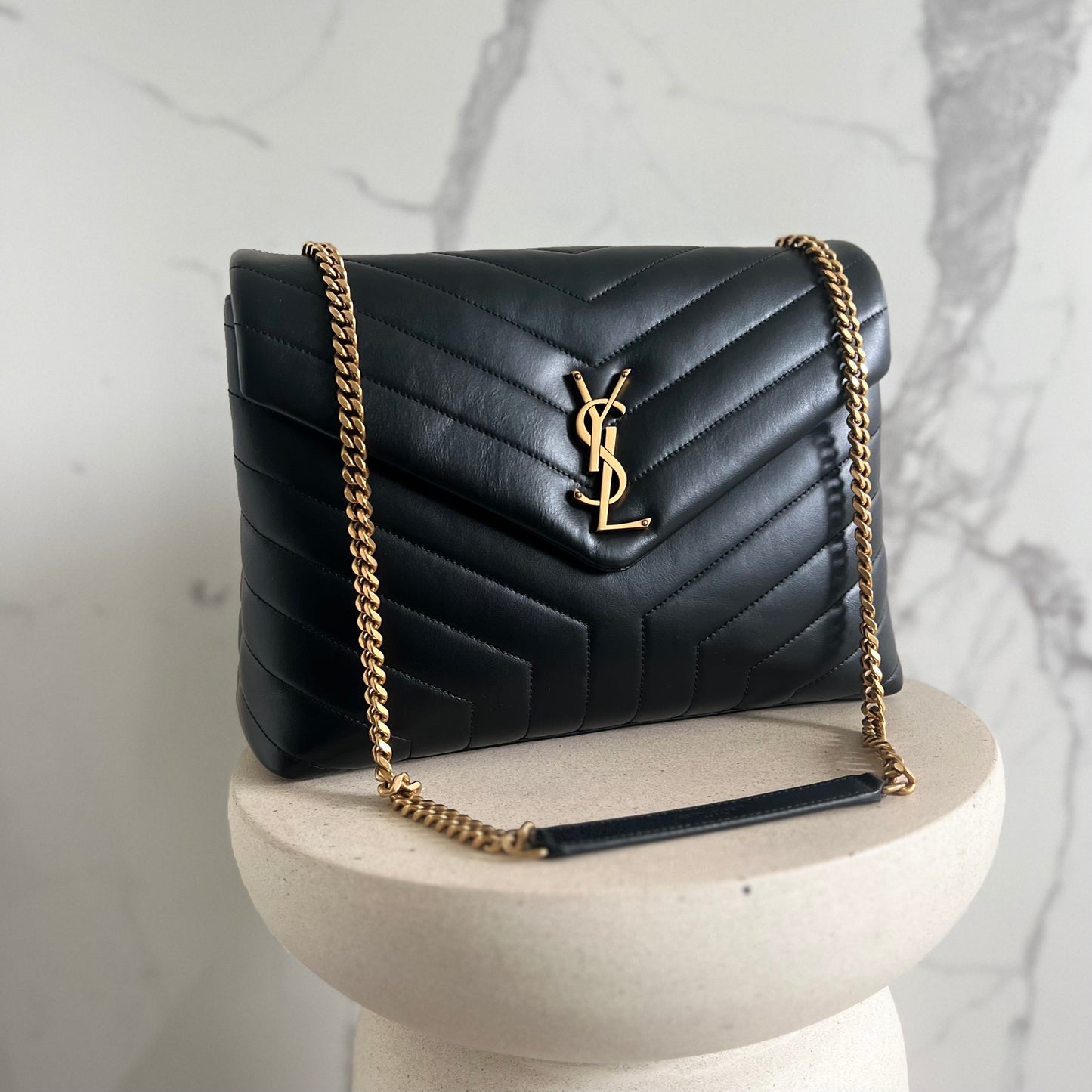 Saint Laurent LouLou Black medium Bag