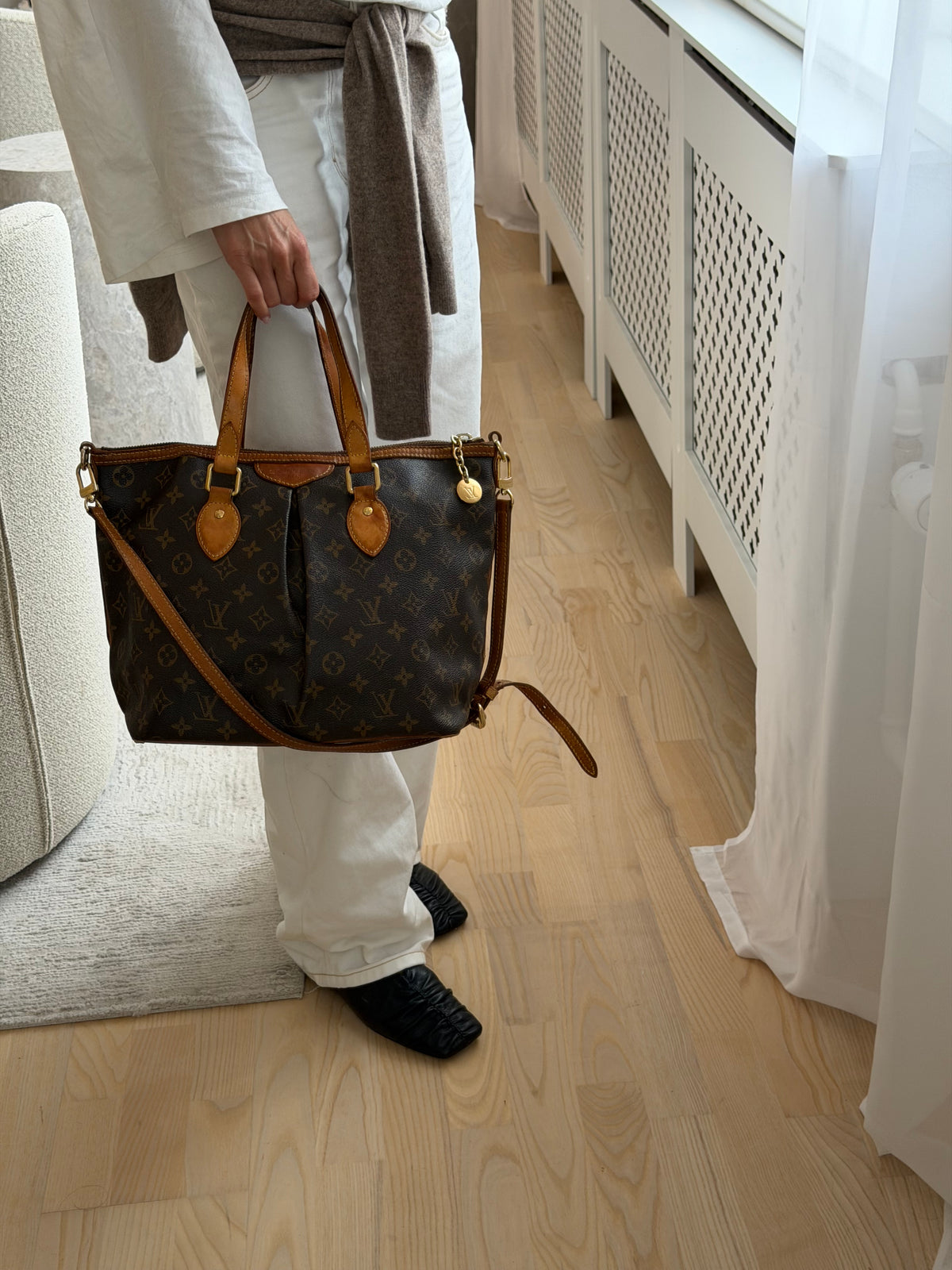 Louis Vuitton Palermo PM – Monogram
