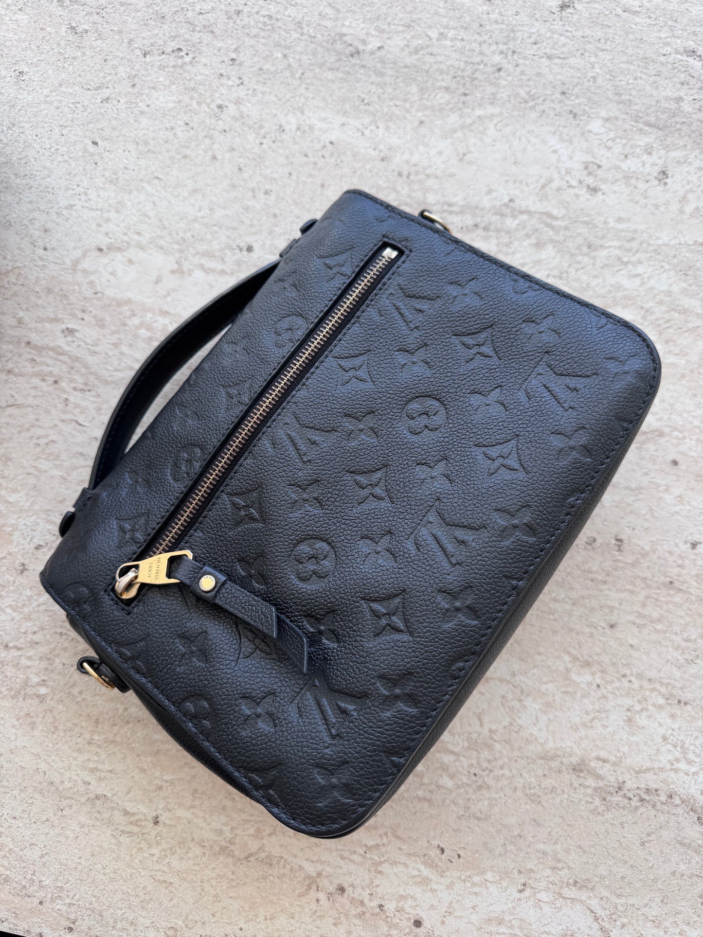 Louis Vuitton Black Metis