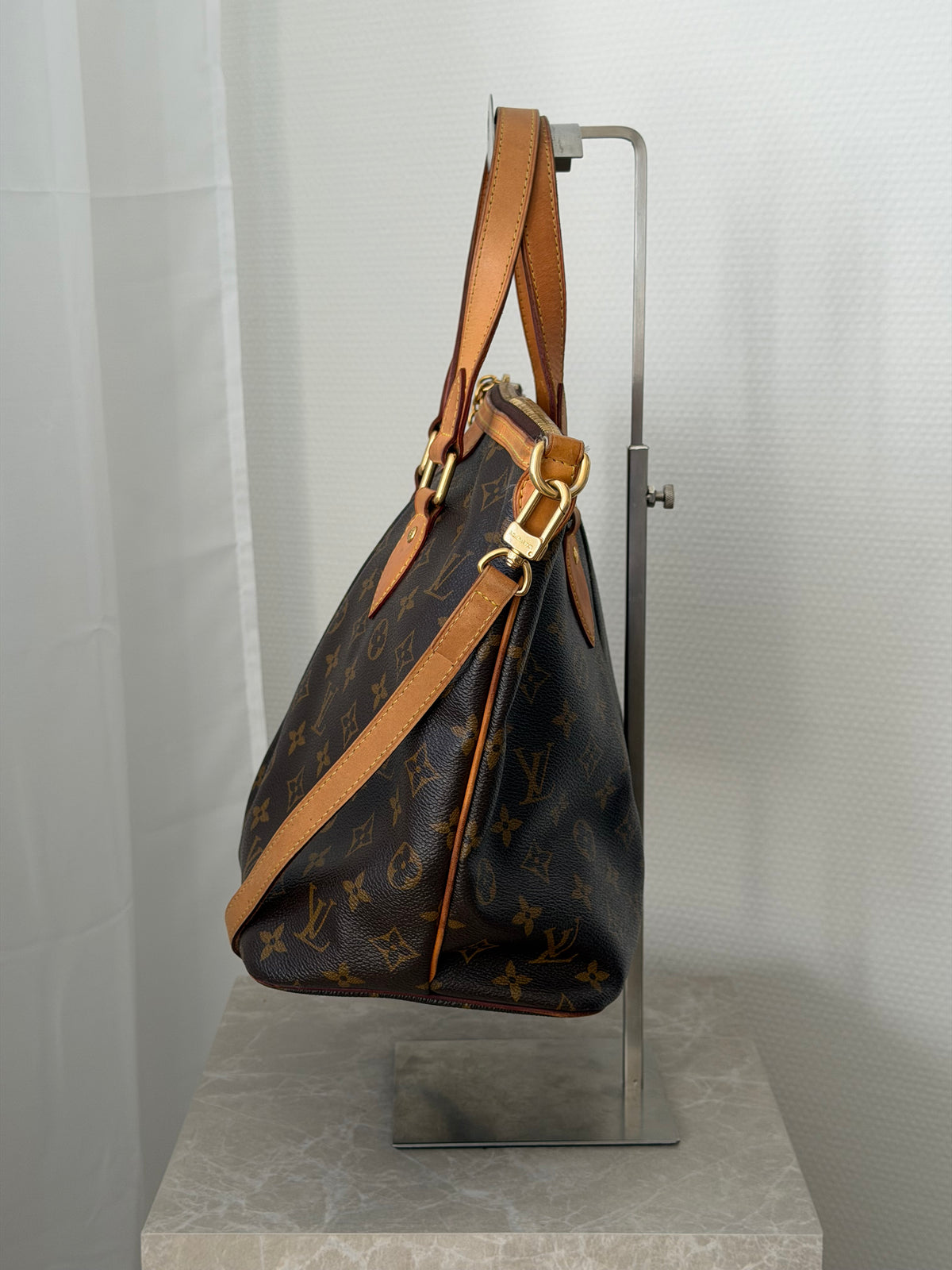 Louis Vuitton Palermo MM – Monogram