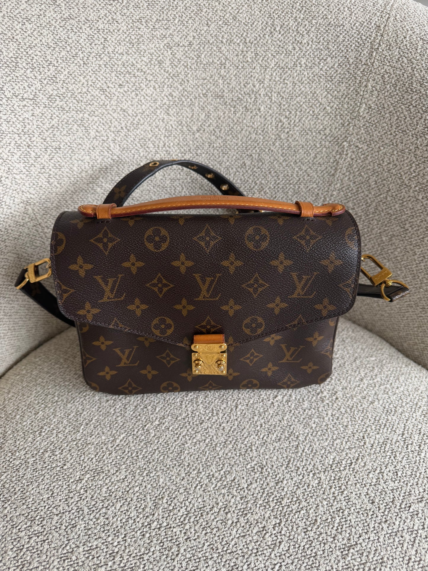 Louis Vuitton Pochette Métis – Monogram Canvas
