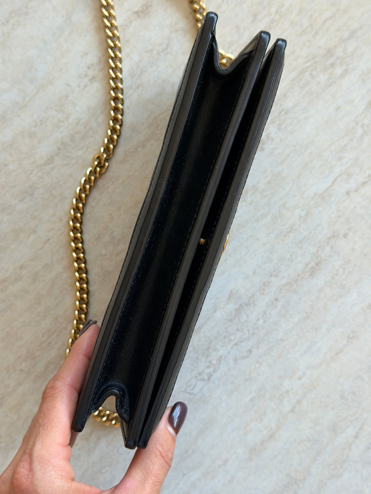 Gucci GG Matelassé Leather Chain Wallet – Black