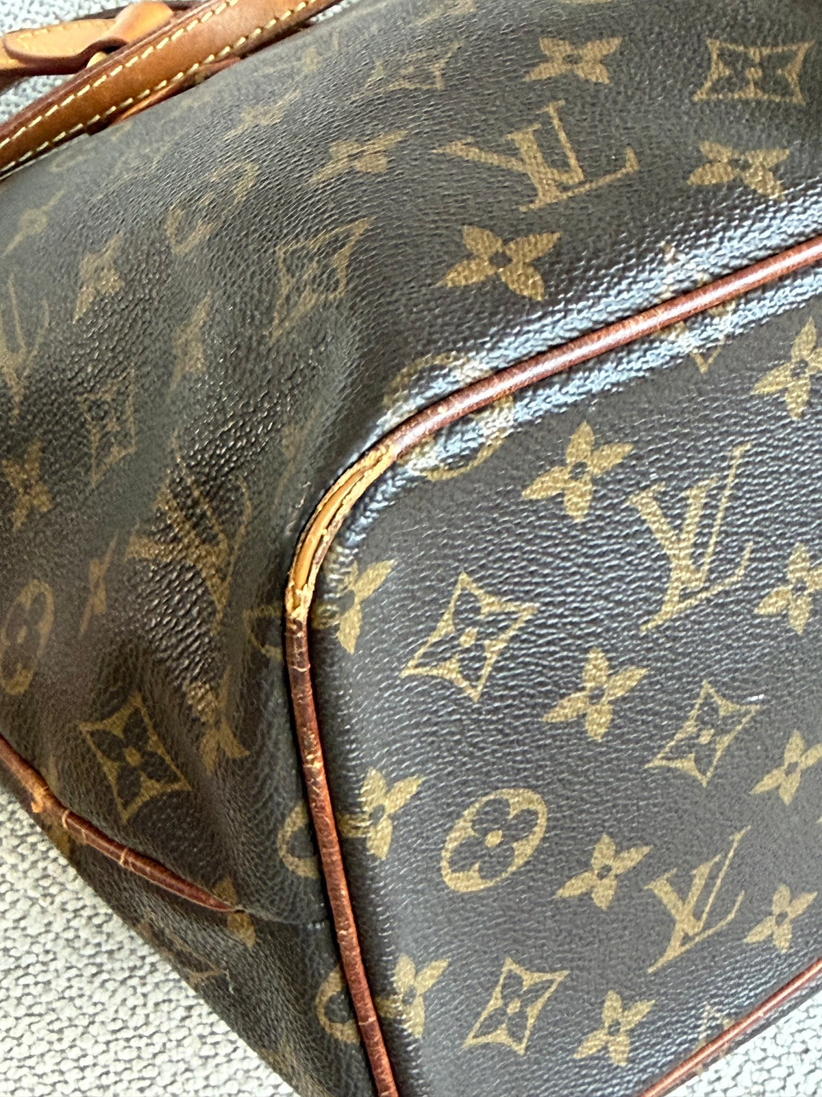 Louis Vuitton Palermo PM – Monogram