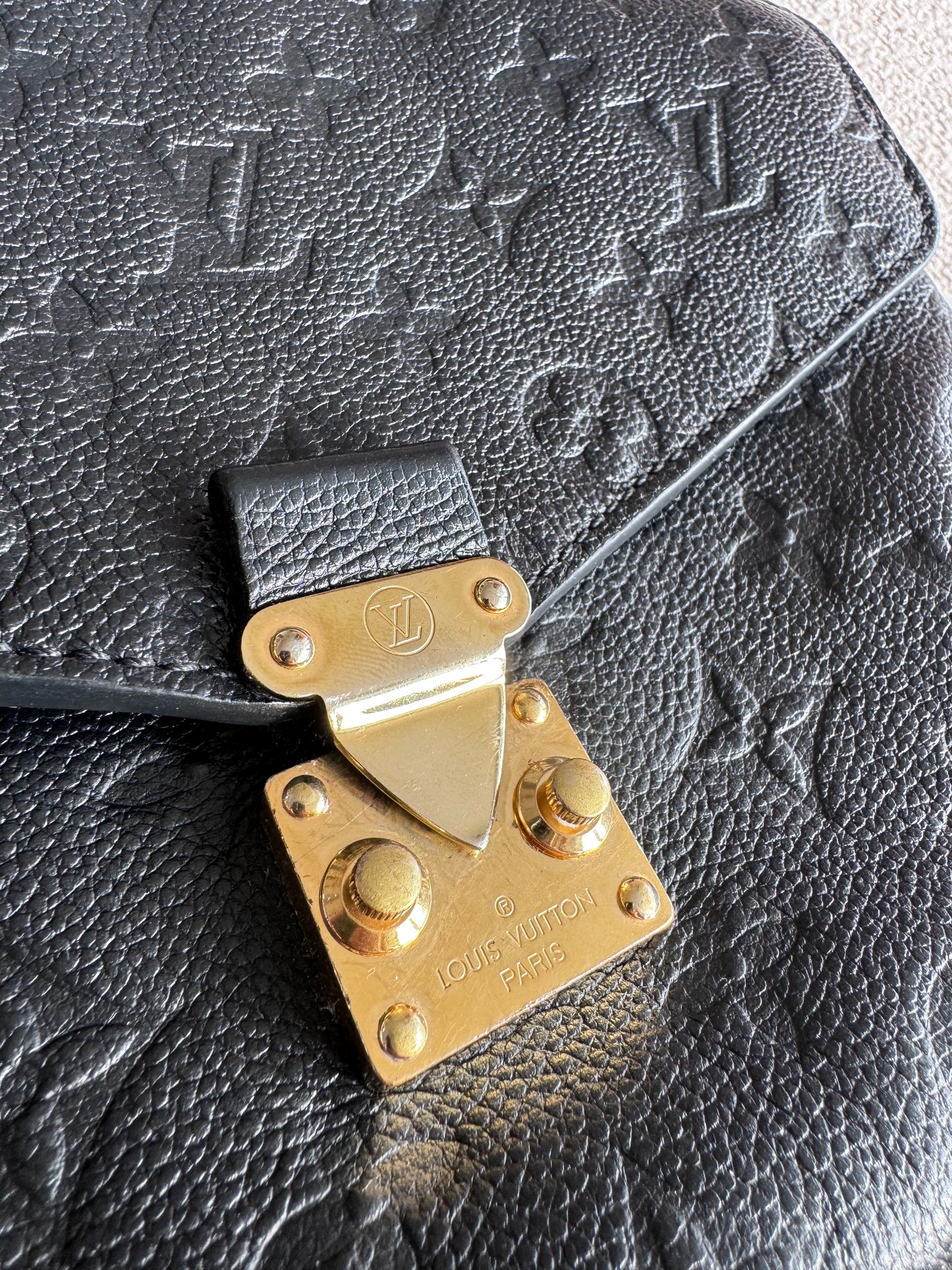 Louis Vuitton Black Metis