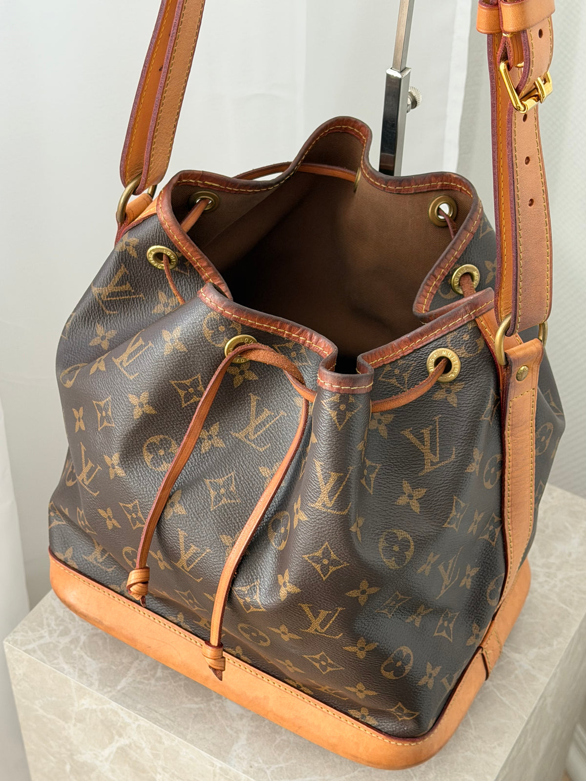 Louis Vuitton Petit Noé – Monogram