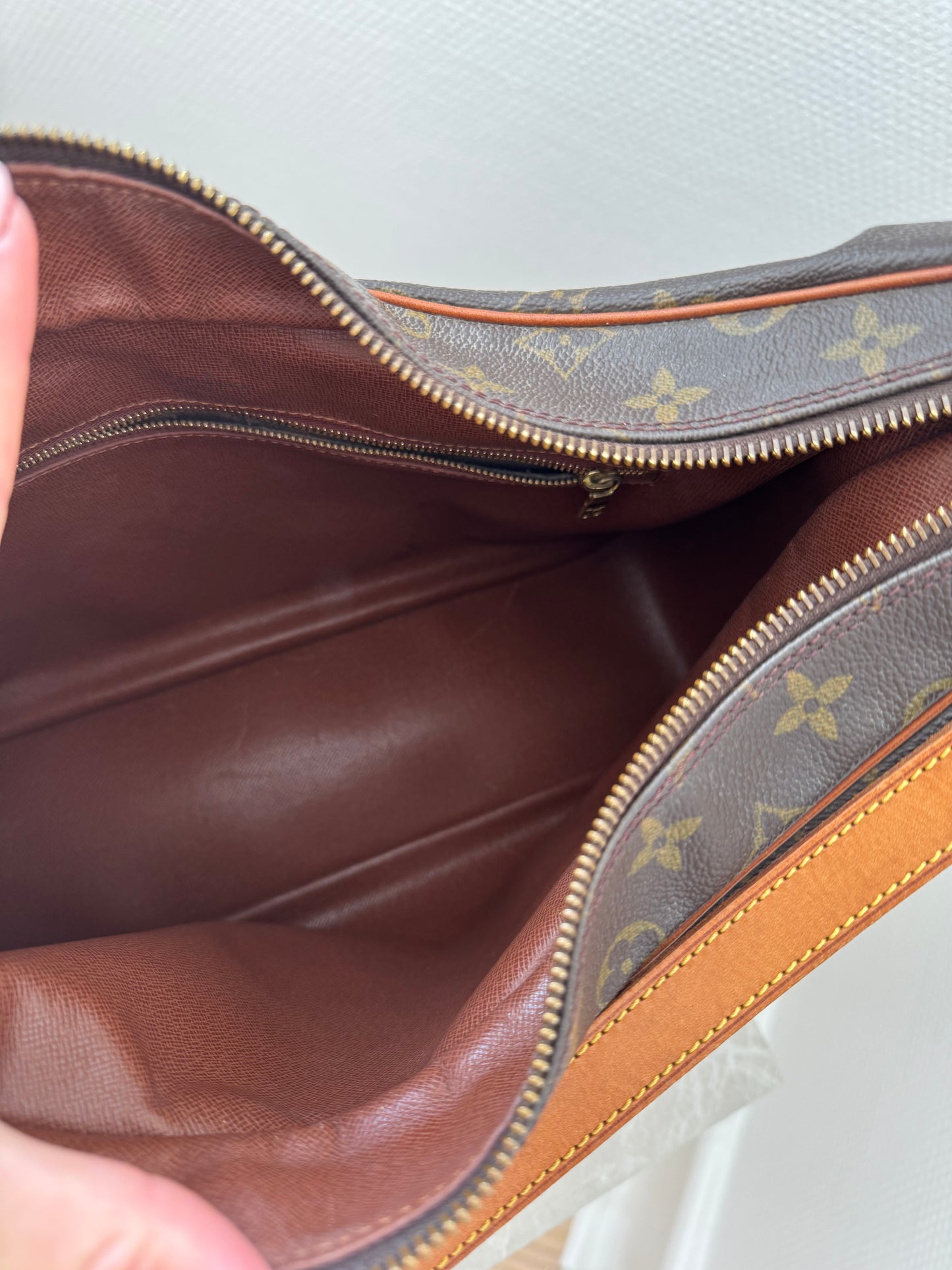 Louis Vuitton Boulogne 35