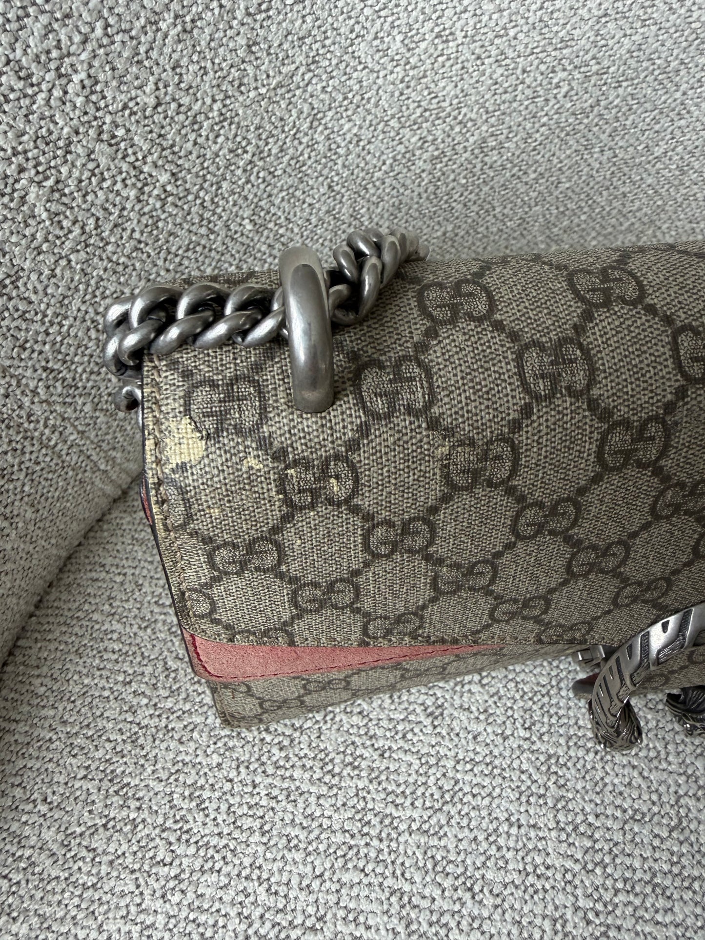 Gucci Dionysus Medium – GG Supreme Canvas