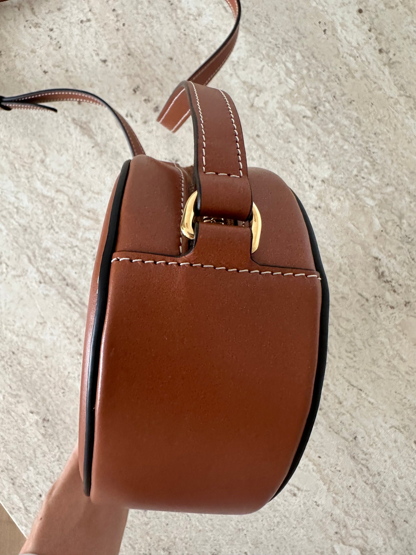 Celine Triomphe Oval bag - Tan