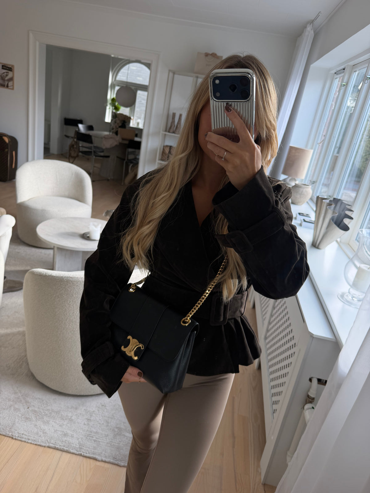 Celine Triomphe College – Black